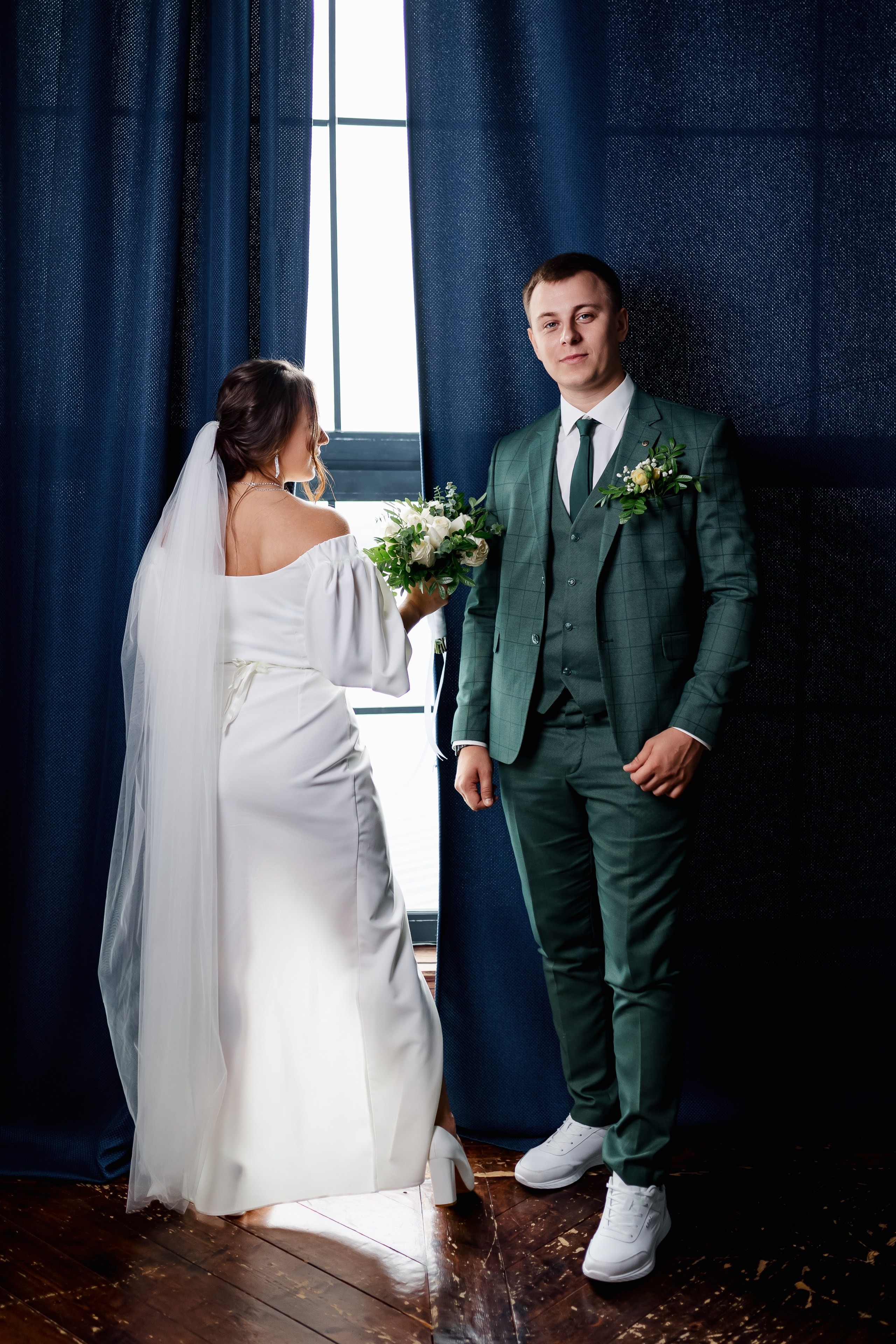 Олег и Юлия. Свадебная прогулка. Свадебный фотограф в Хабаровске