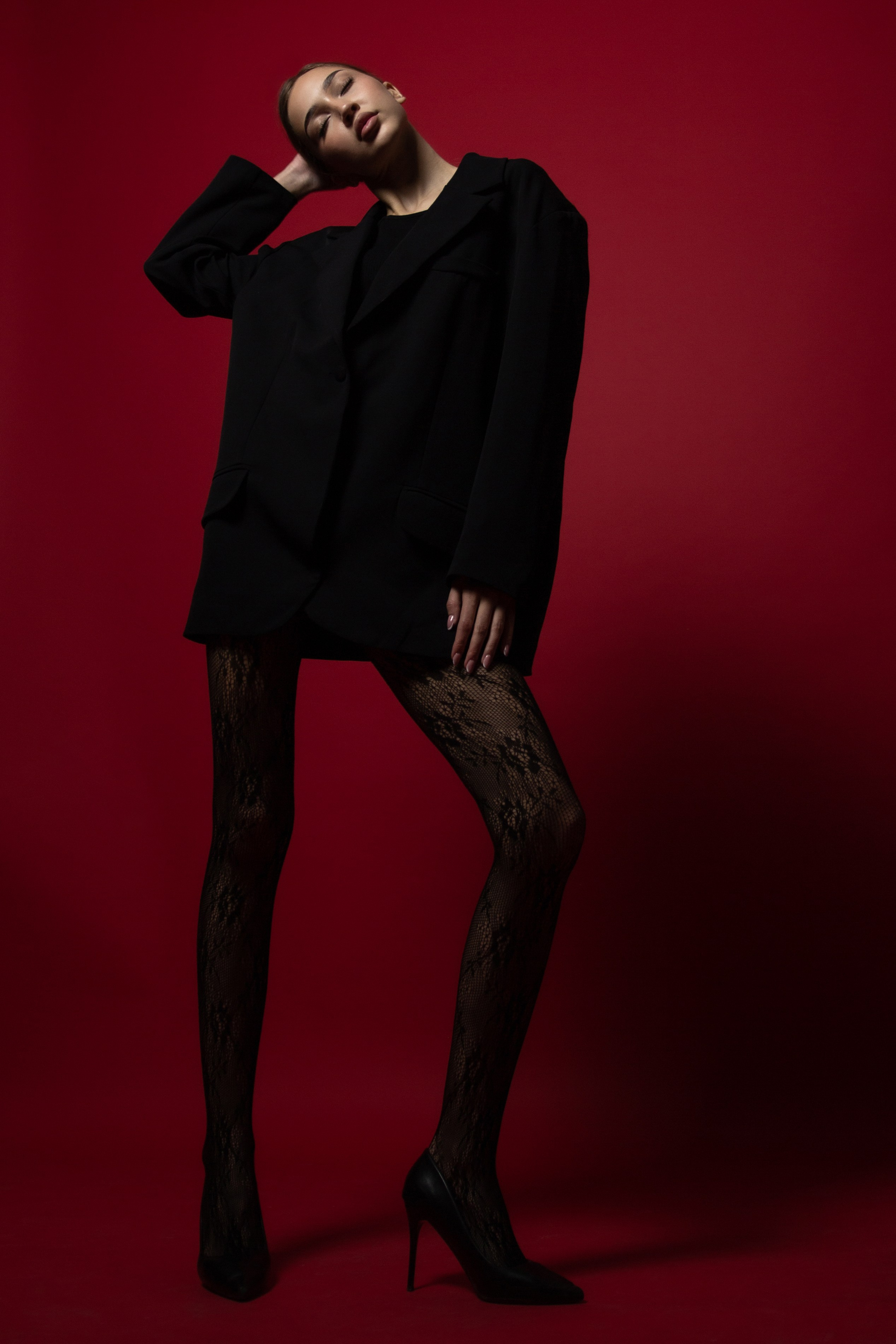 Студийные съемки. Коммерческий фотограф Эльмира в Ташкенте