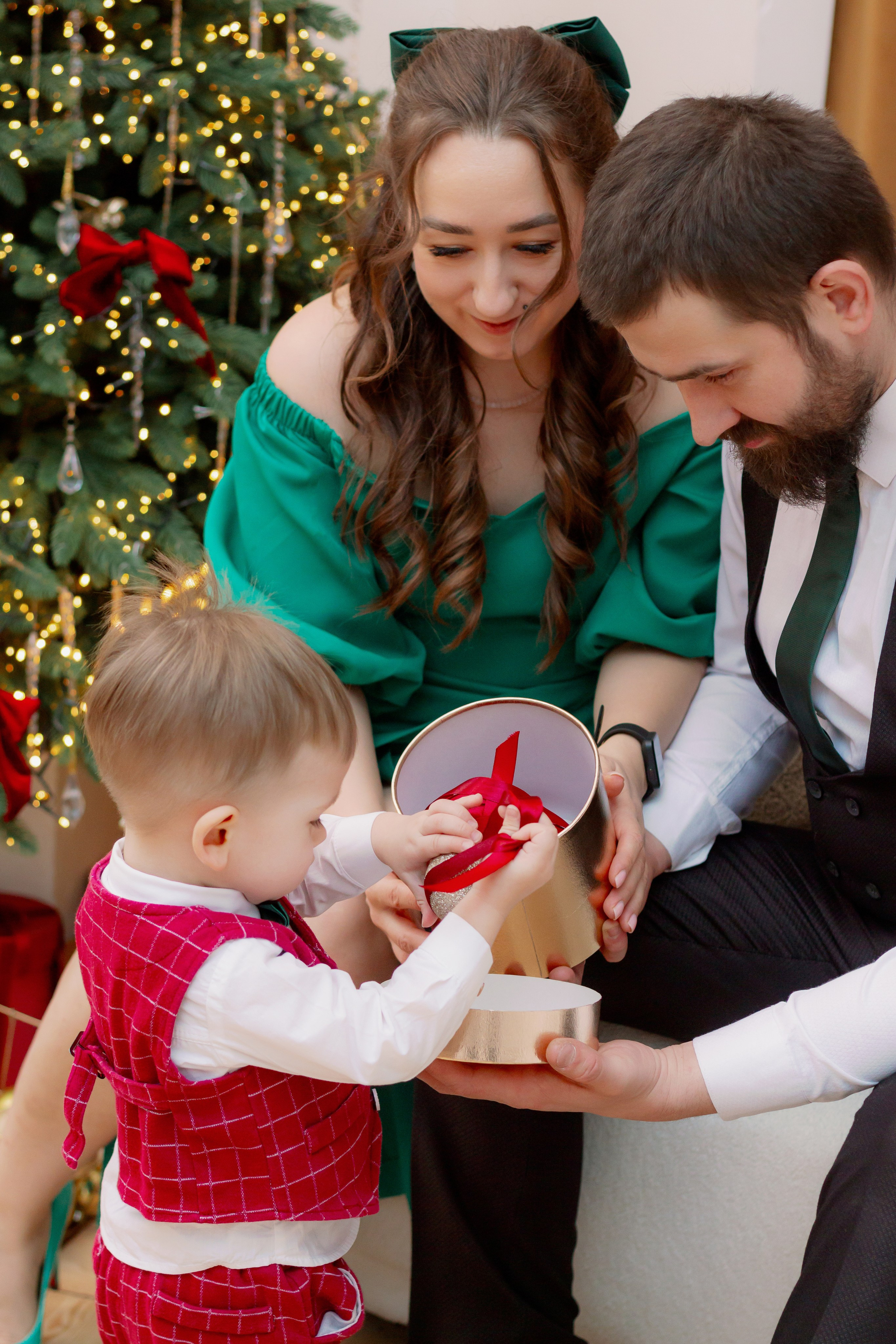 Время чудес! Семейная новогодняя фотосессия в студии, Екатеринбург. Фотограф в Екатеринбурге Пойгина Елена