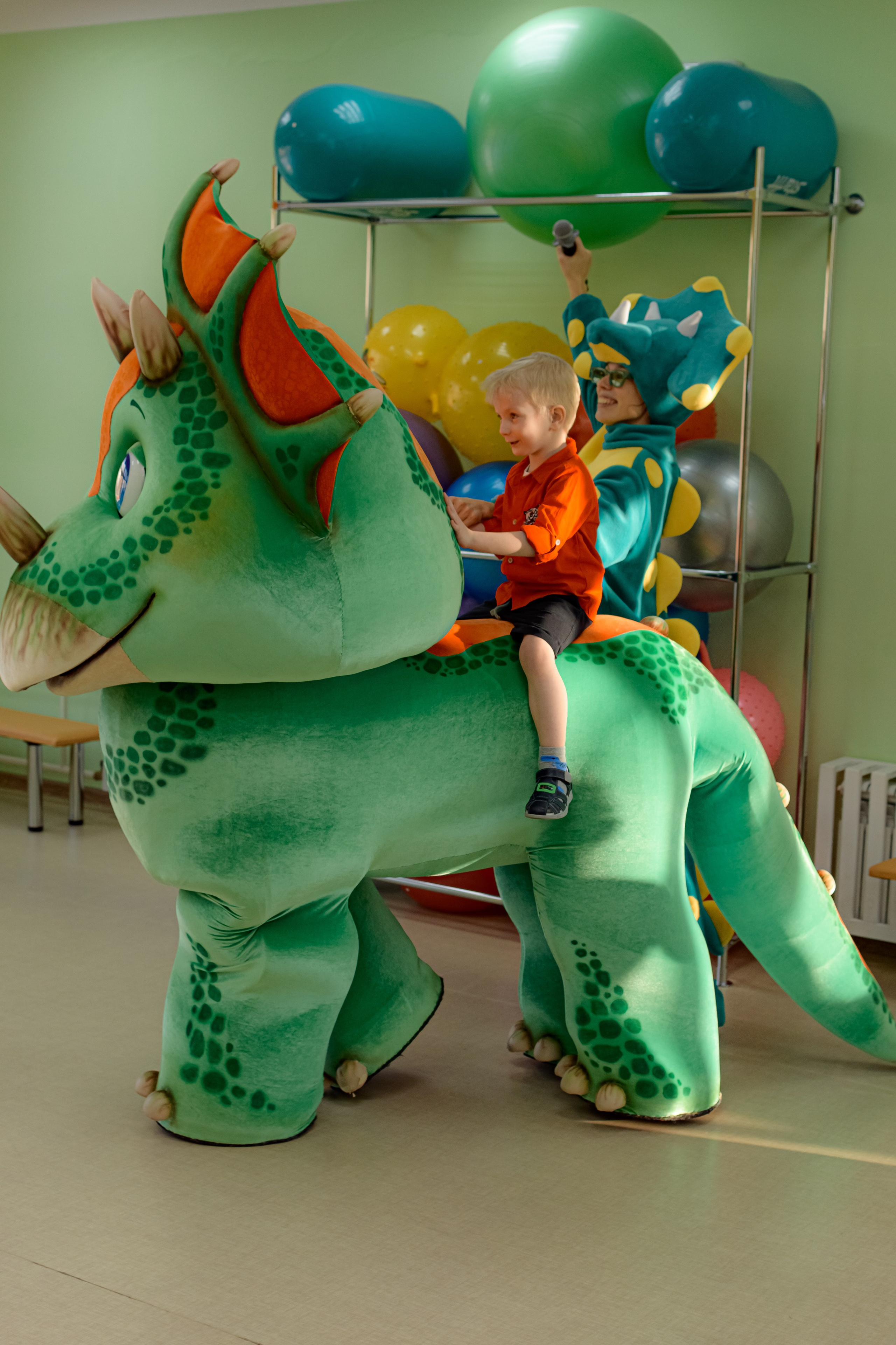 ЭМИЛЬ/HAPPY BIRTHDAY. Photokarish