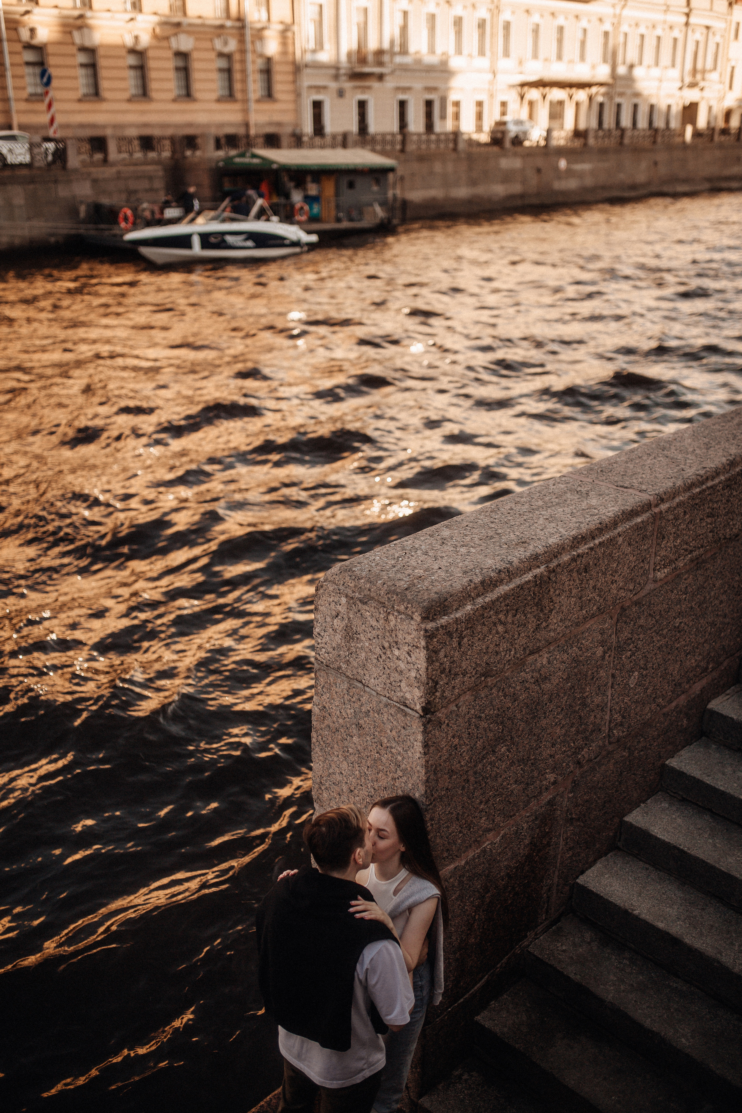 Любовь в большом городе. Фотограф в Санкт Петербурге Лара Великова