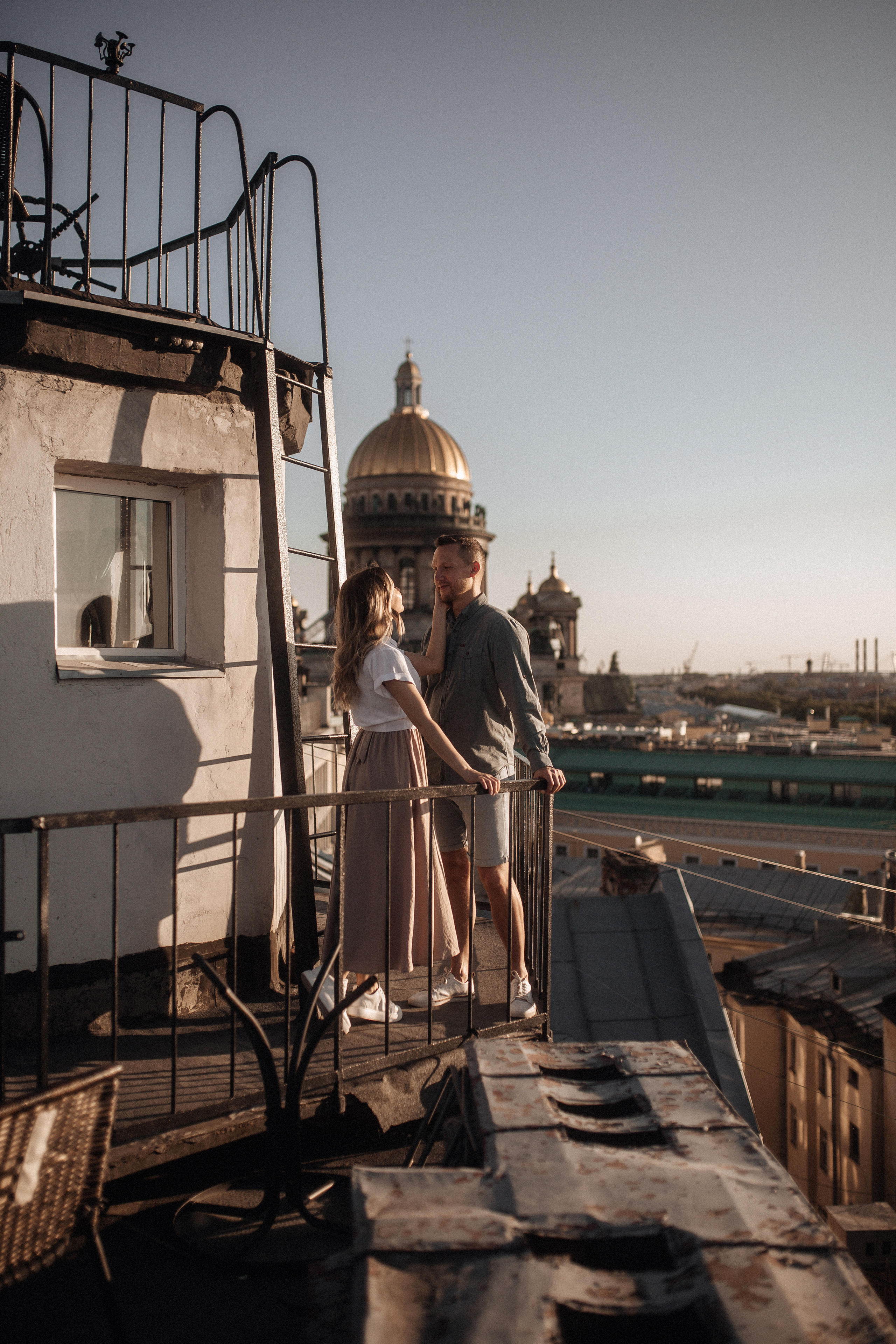 Свидание на крыше. Фотограф в Санкт Петербурге Лара Великова