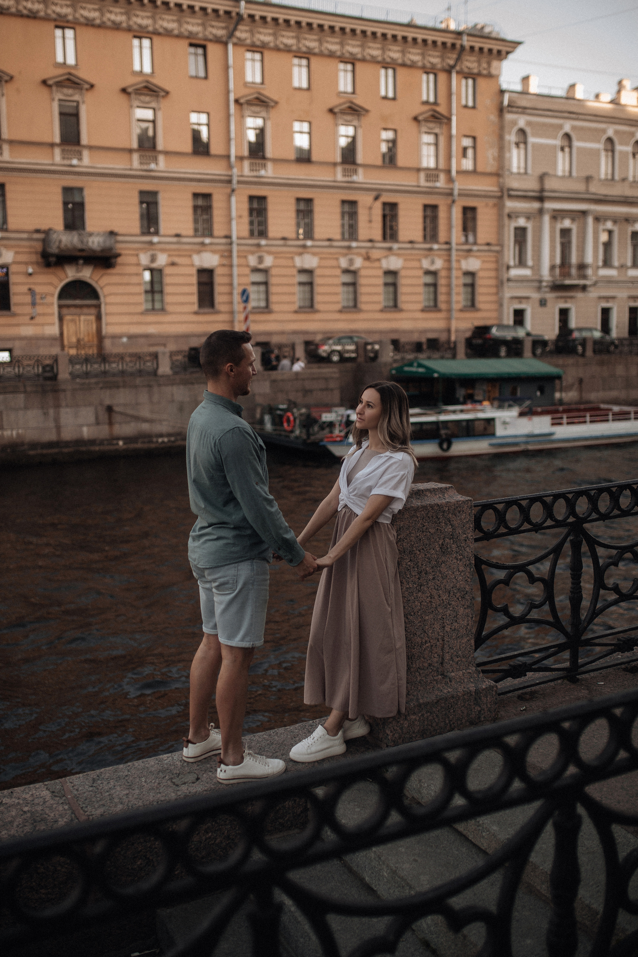 Свидание на крыше. Фотограф в Санкт Петербурге Лара Великова