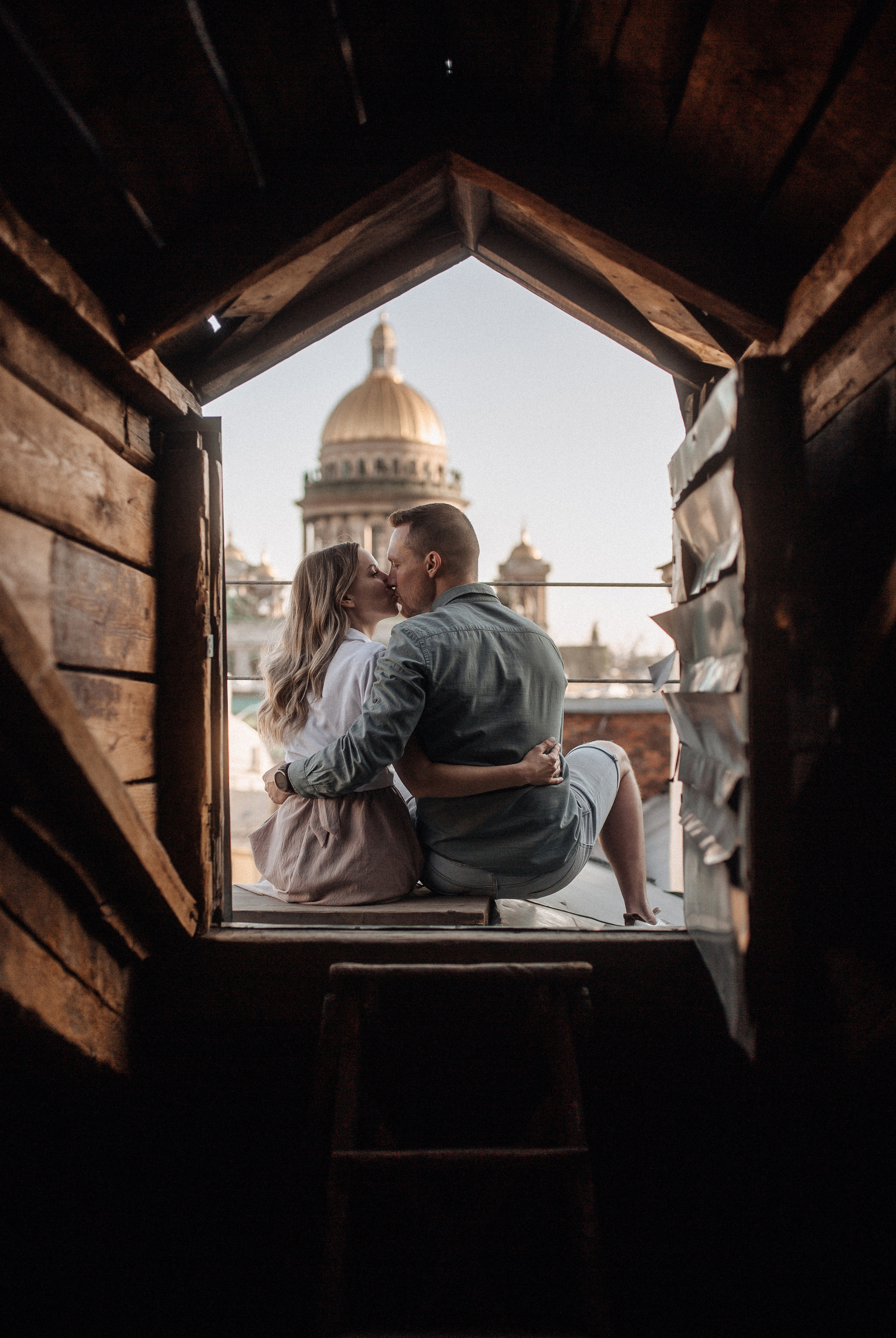 Свидание на крыше. Фотограф в Санкт Петербурге Лара Великова