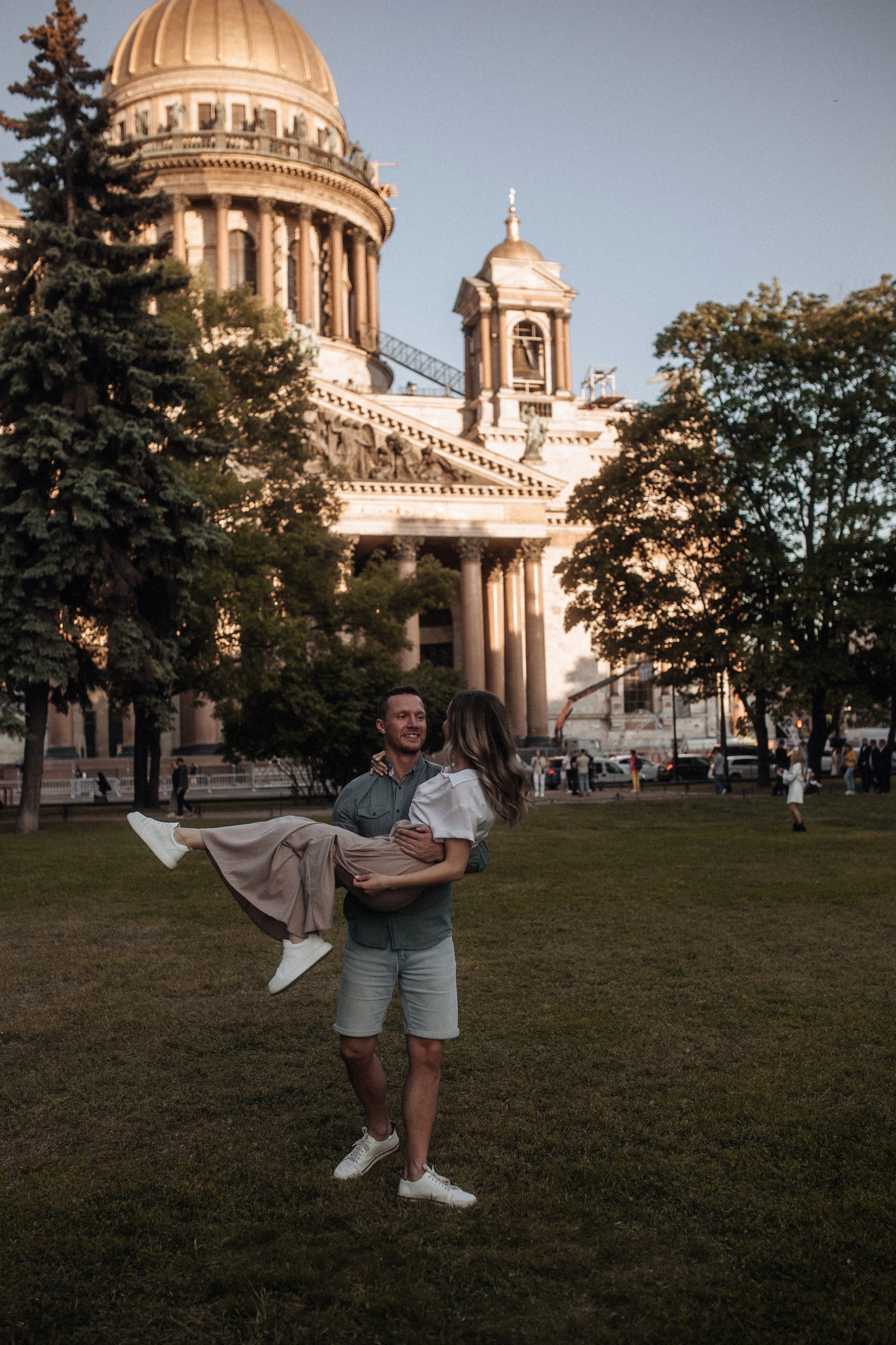 Свидание на крыше. Фотограф в Санкт Петербурге Лара Великова