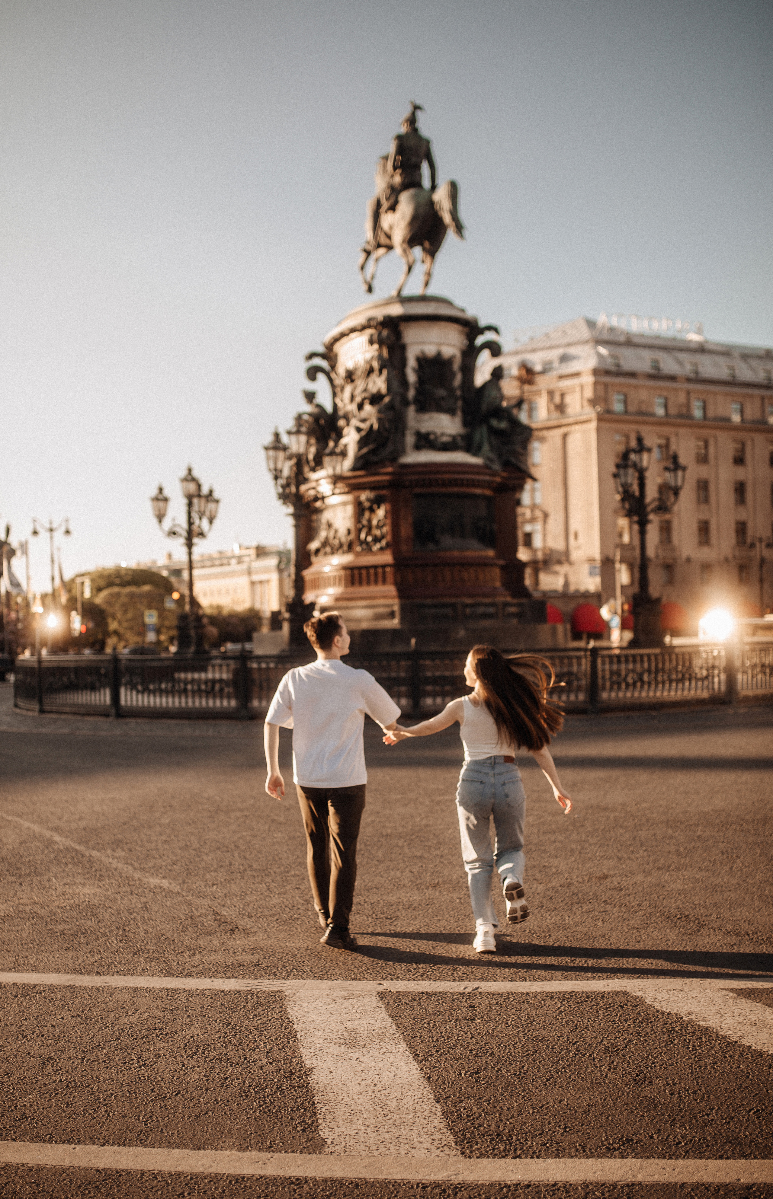 Любовь в большом городе. Фотограф в Санкт Петербурге Лара Великова