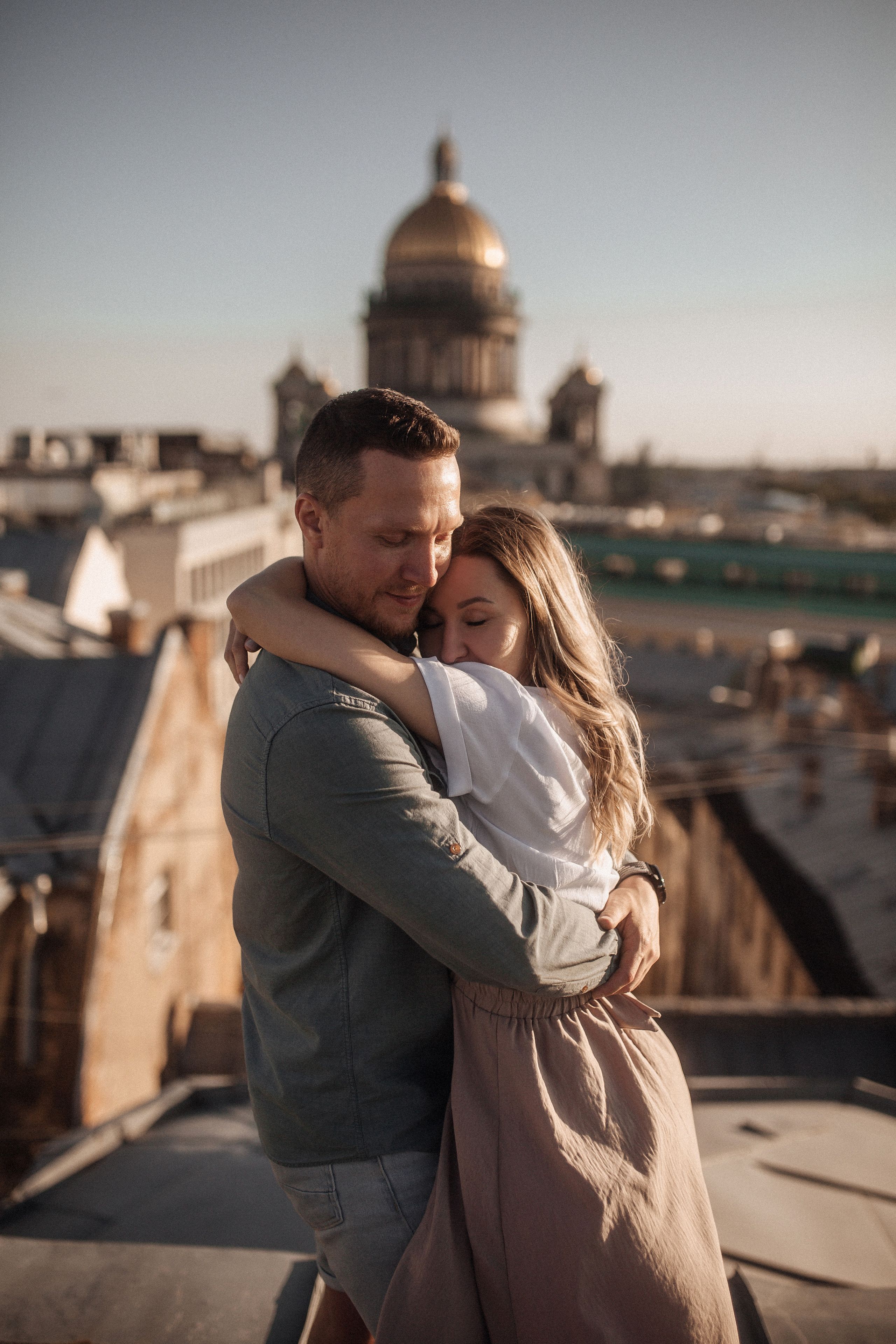 Свидание на крыше. Фотограф в Санкт Петербурге Лара Великова