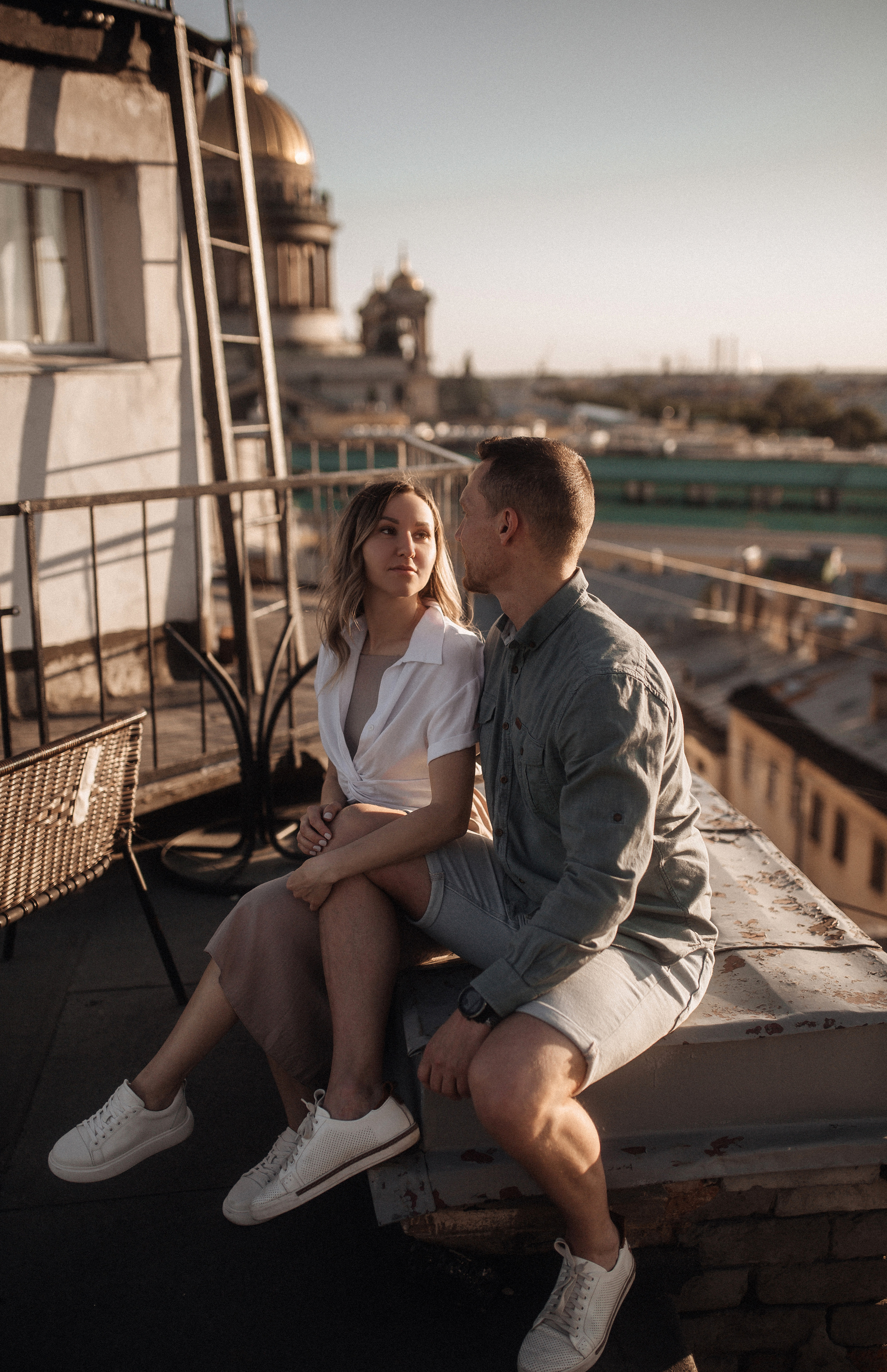Свидание на крыше. Фотограф в Санкт Петербурге Лара Великова