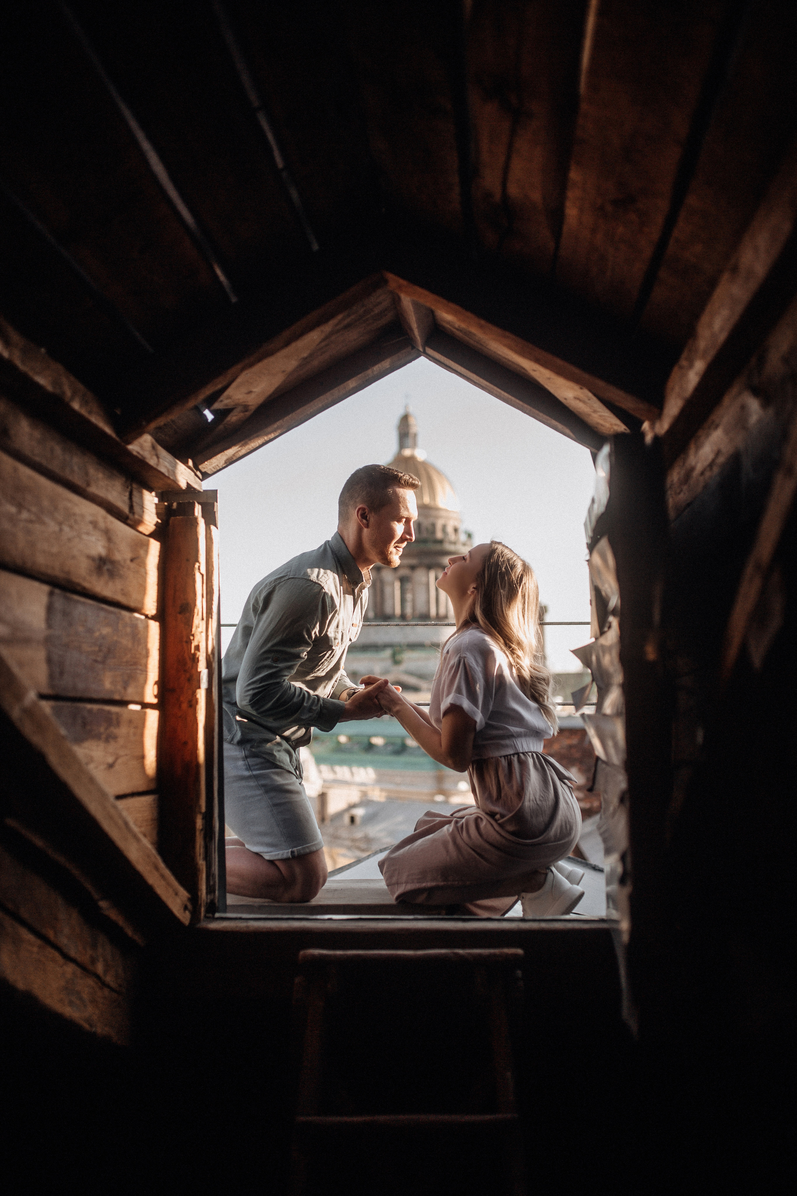 Свидание на крыше. Фотограф в Санкт Петербурге Лара Великова