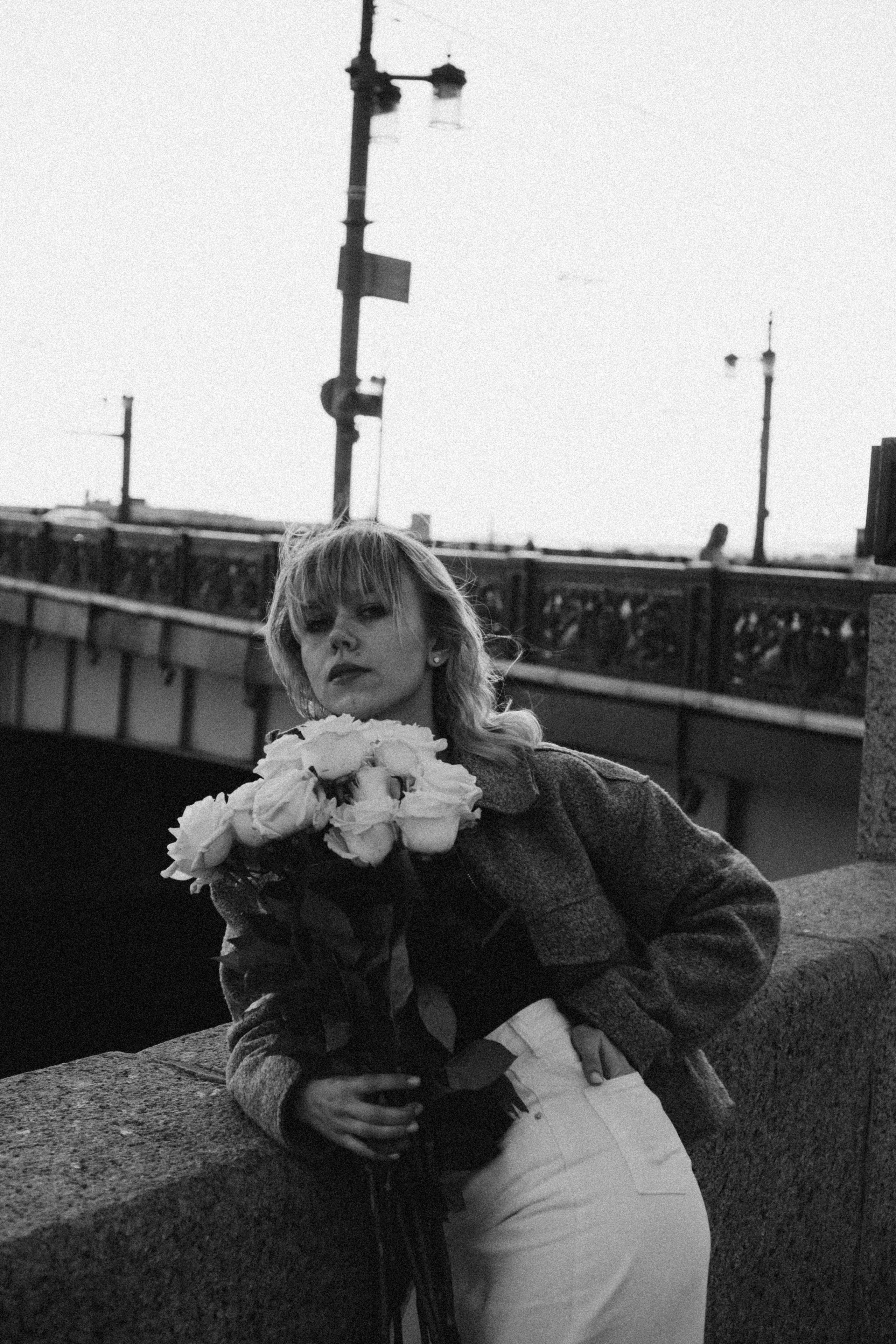 ПРОГУЛКА ПО ГОРОДУ В БЕЛЫЕ НОЧИ (другой вариант). Профессиональный фотограф, Санкт-Петербург — Виктория Богомолова