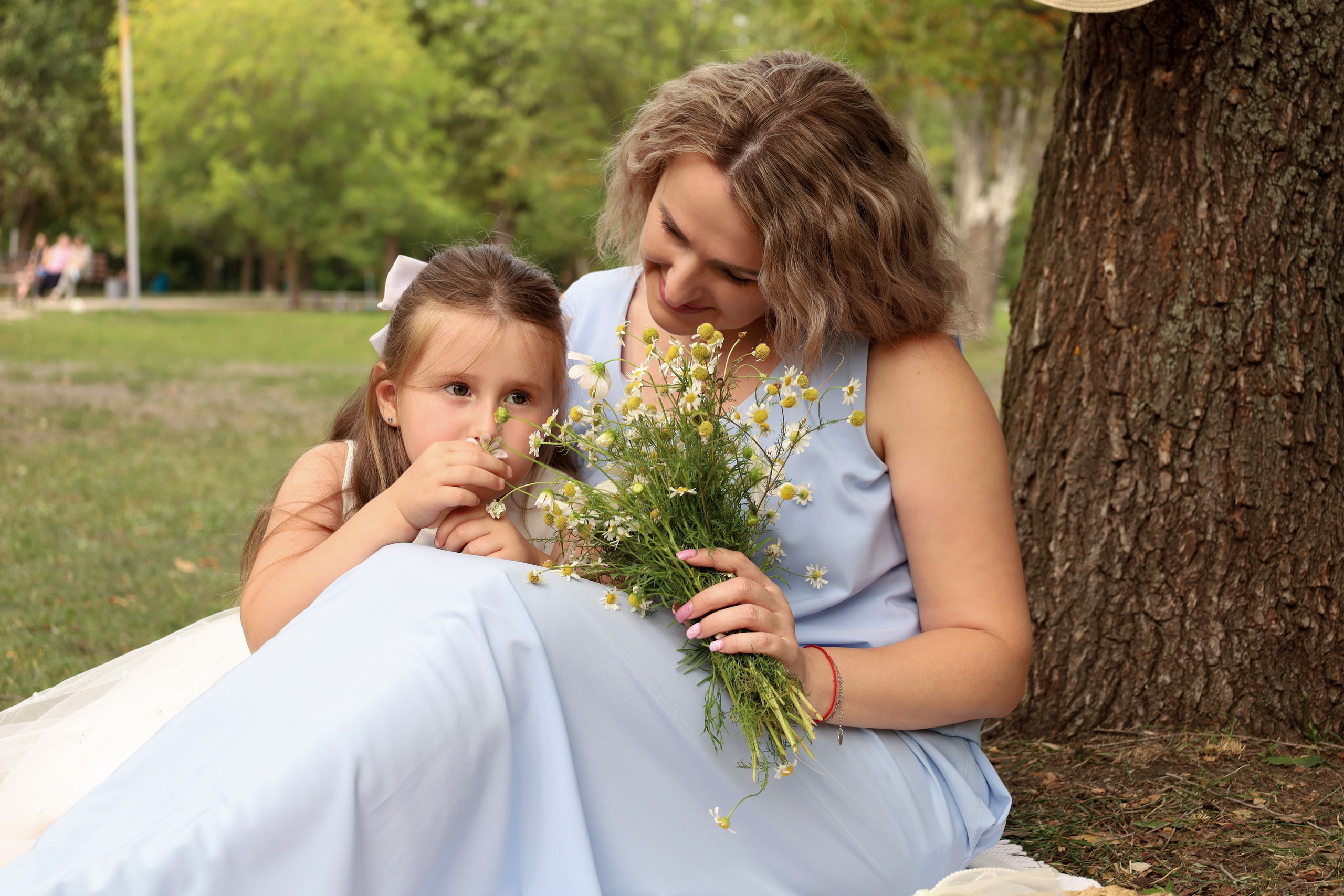 Мама и дочка на пикнике. Фотограф Саратов | Елизавета Белова