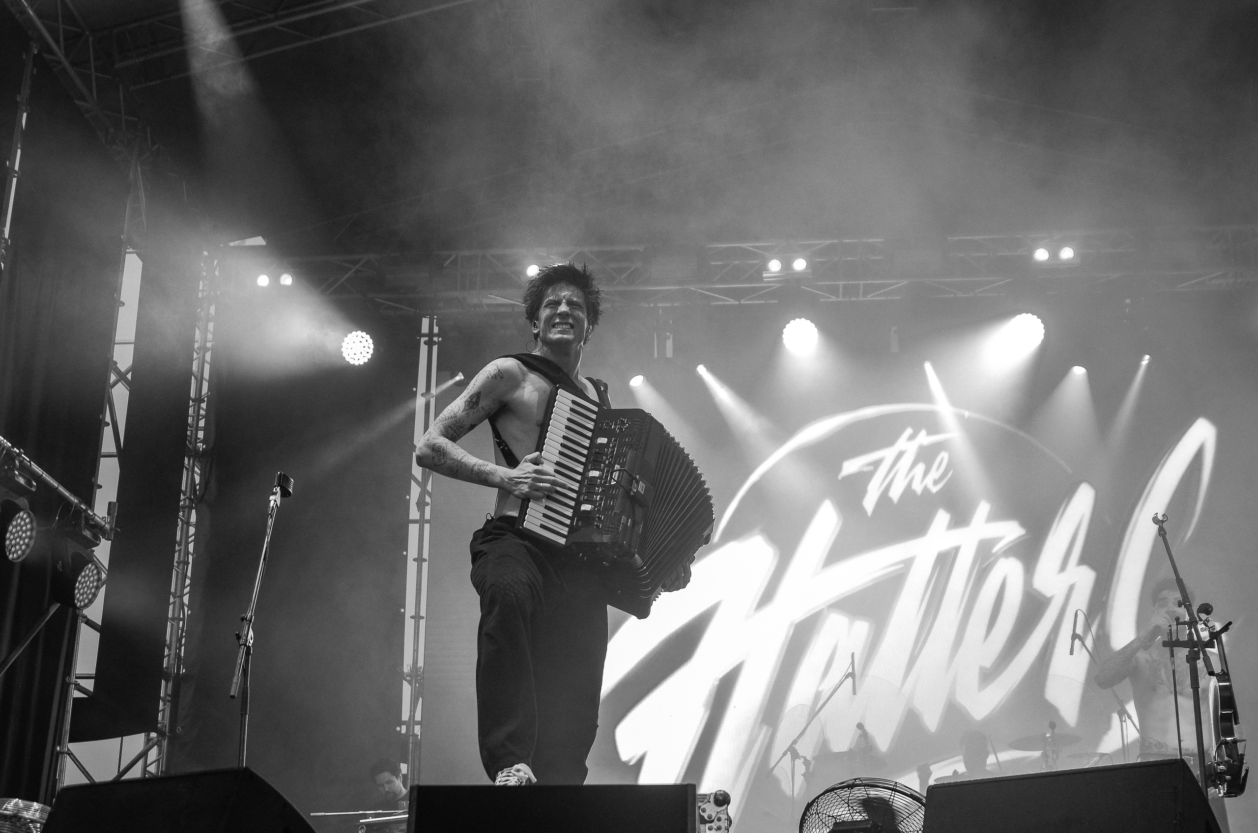 Концерт The Hatters на фестивале «Грань» в Барнауле. Денисова Аля — фотограф для парных съемок и индивидуальных историй в Барнауле