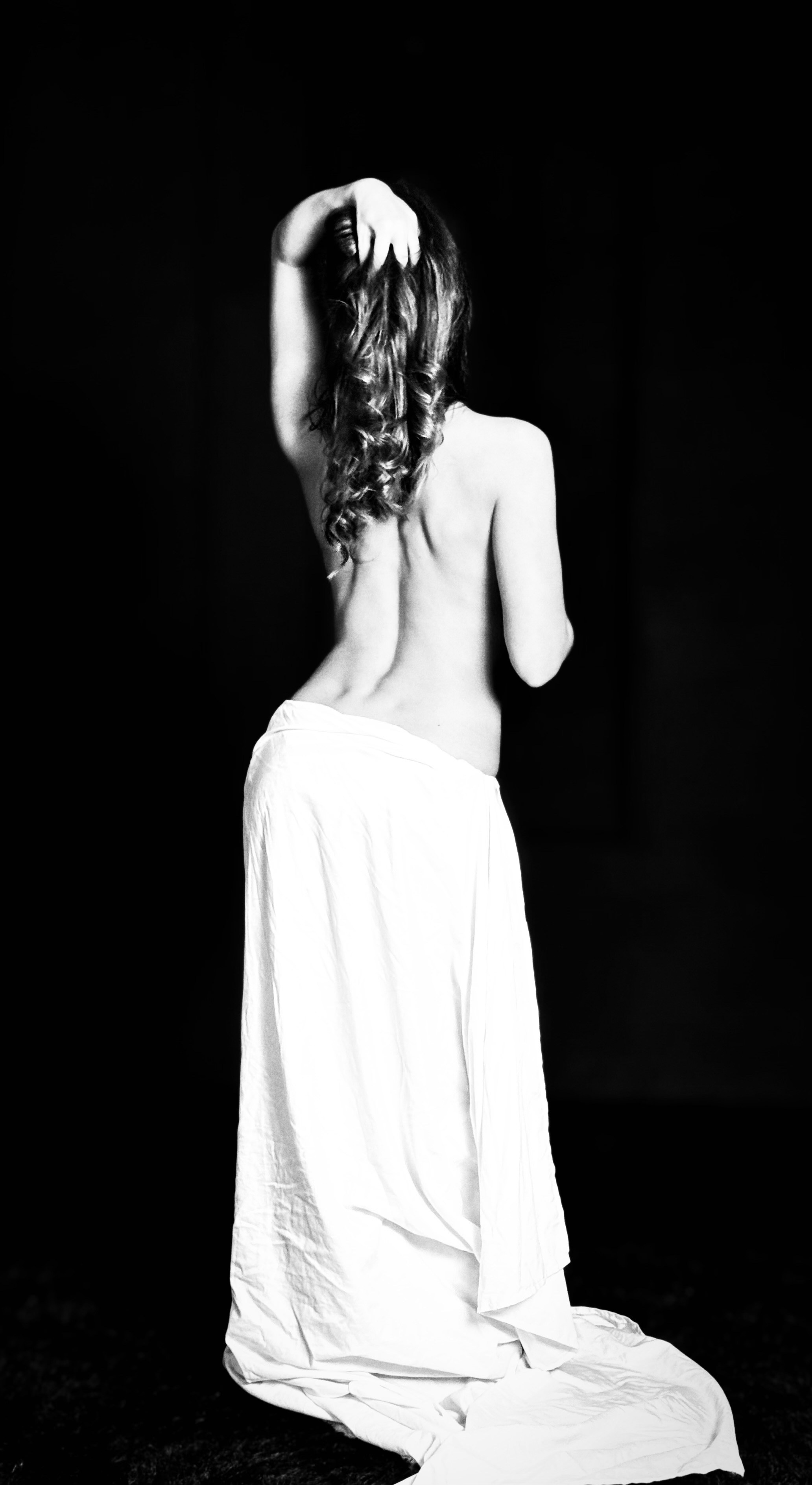 Шепот простыни. Мобильный фотограф Дмитрий Шпуров | KIREVAS