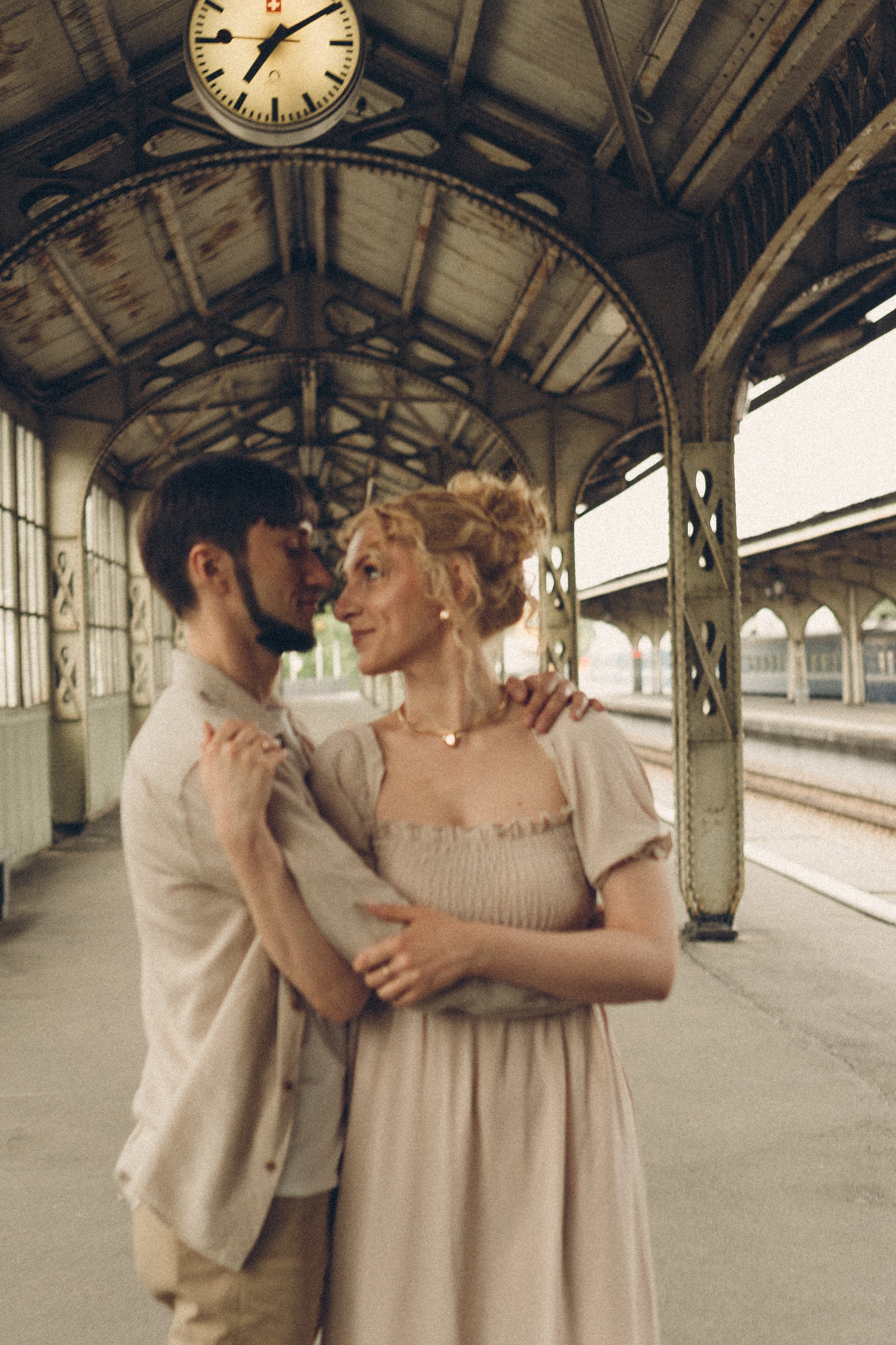 ПРОГУЛКА НА ВИТЕБСКОМ ВОКЗАЛЕ. Профессиональный фотограф, Санкт-Петербург — Виктория Богомолова