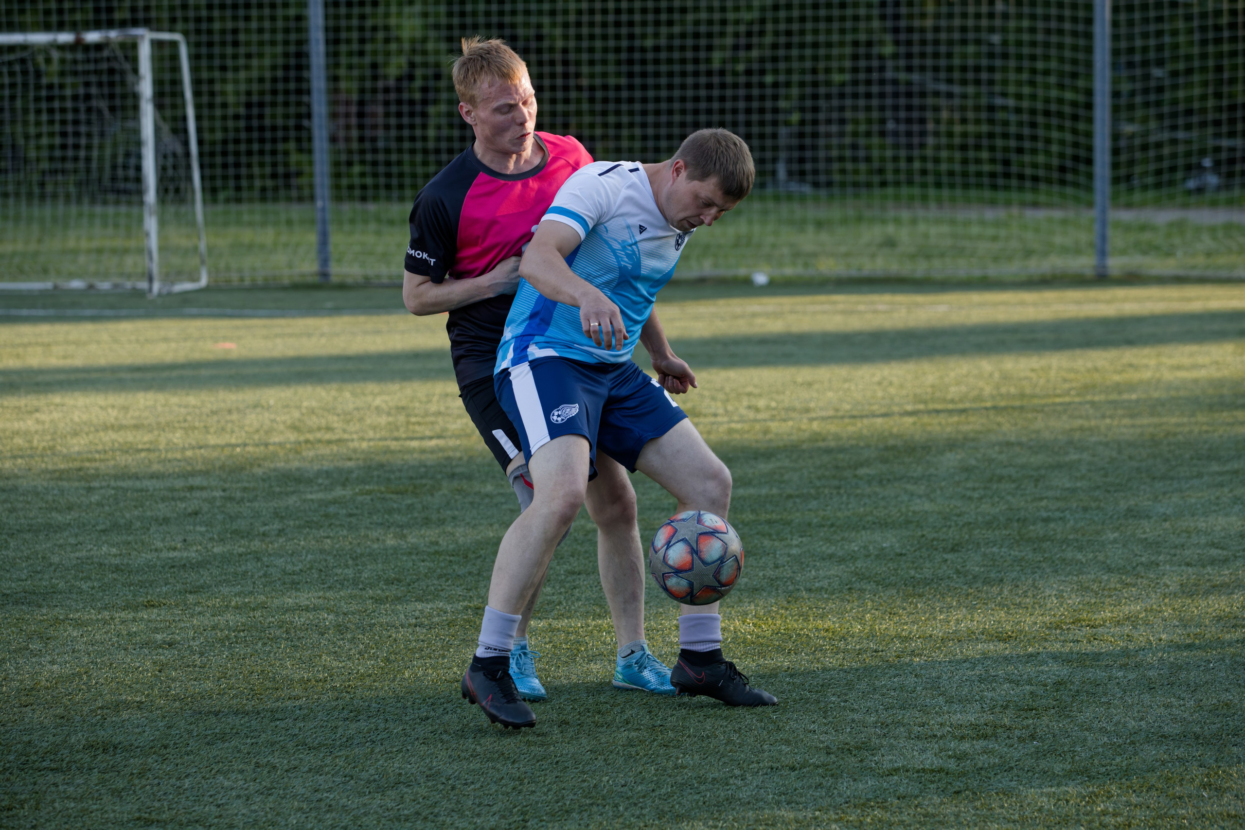 Любительская футбольная лига. Самокат-крылья. 25.06.2025. Репортажный и спортивный фотограф в г. Пермь Зильберг Павел