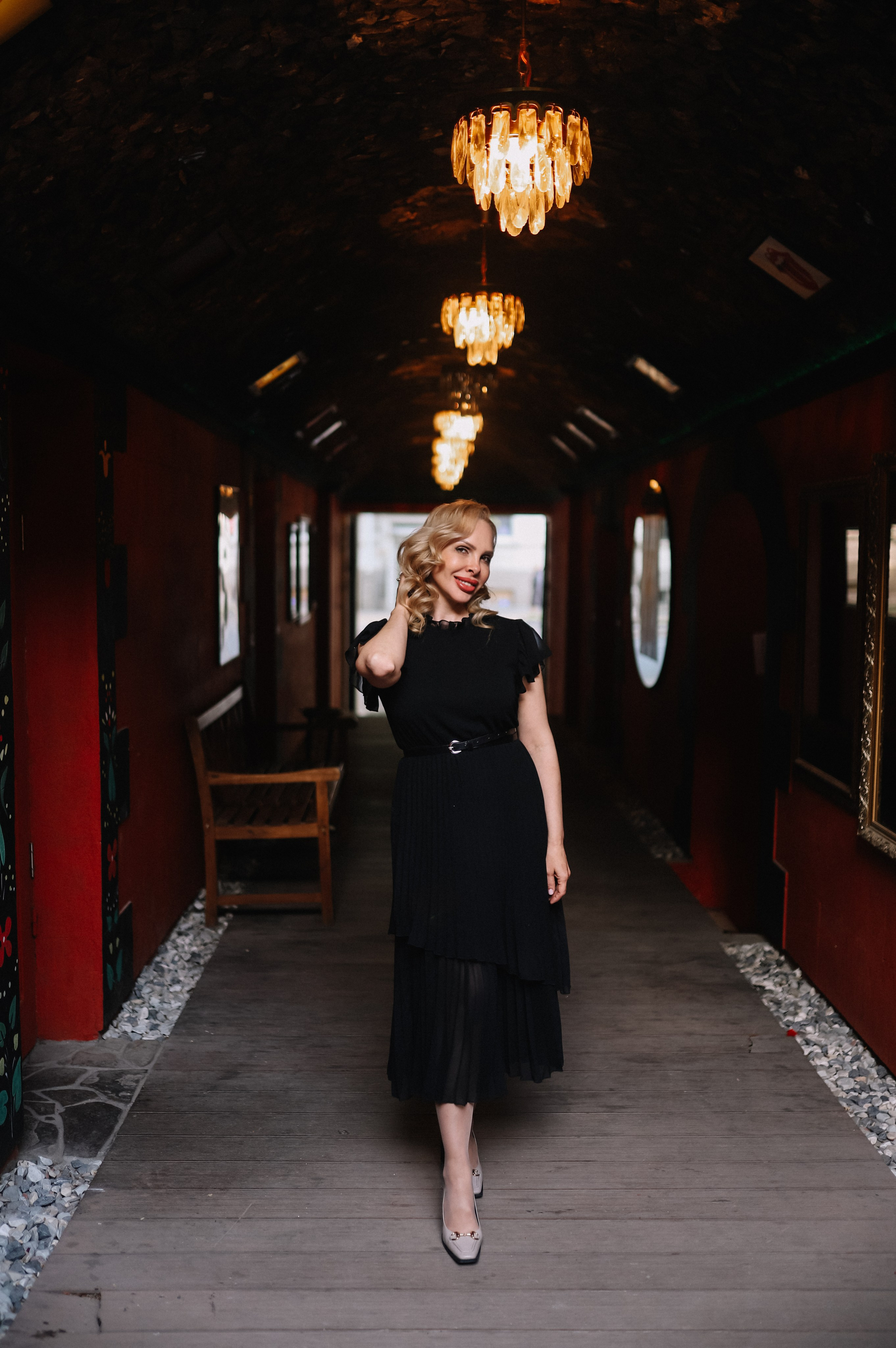 25.Диана и гости