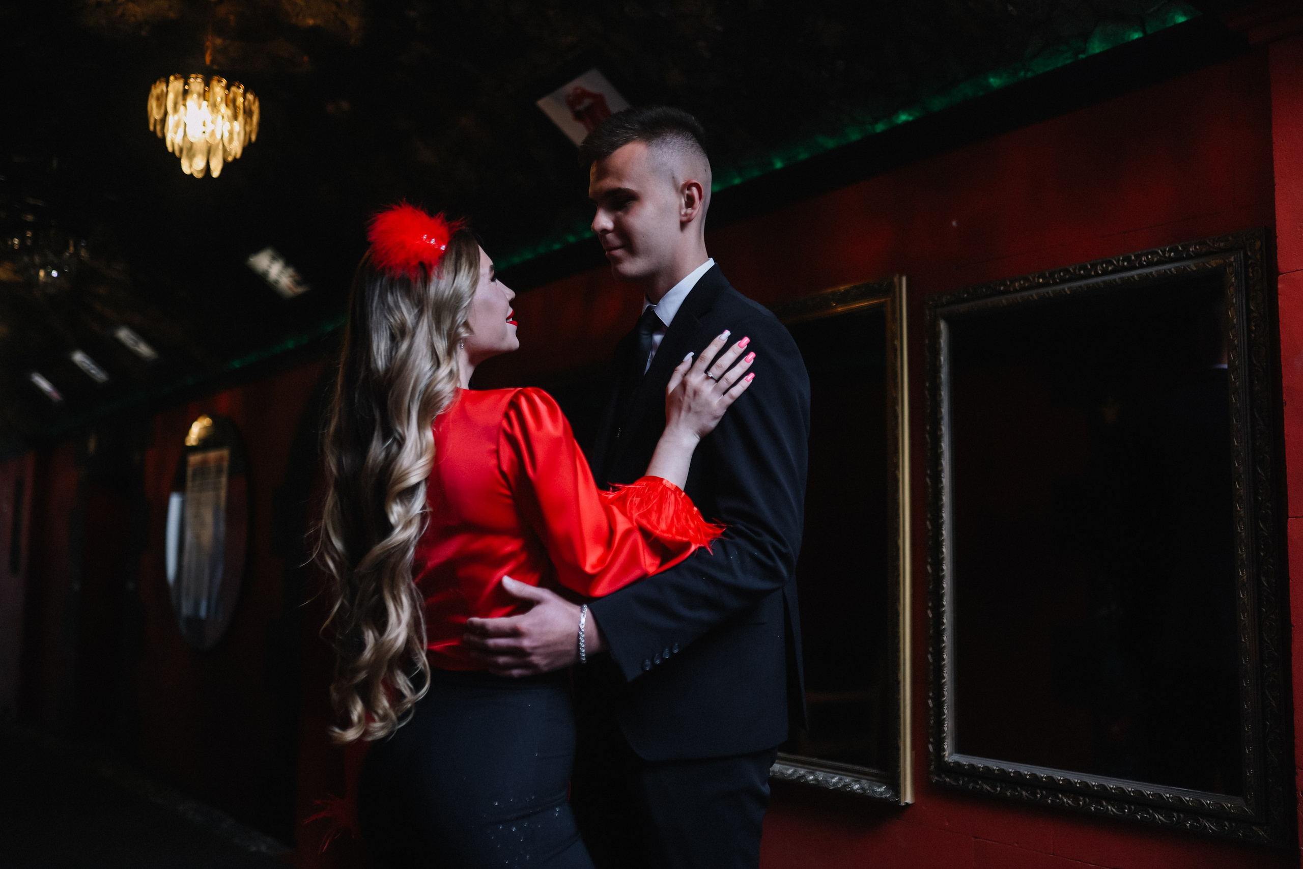 25.Диана и гости