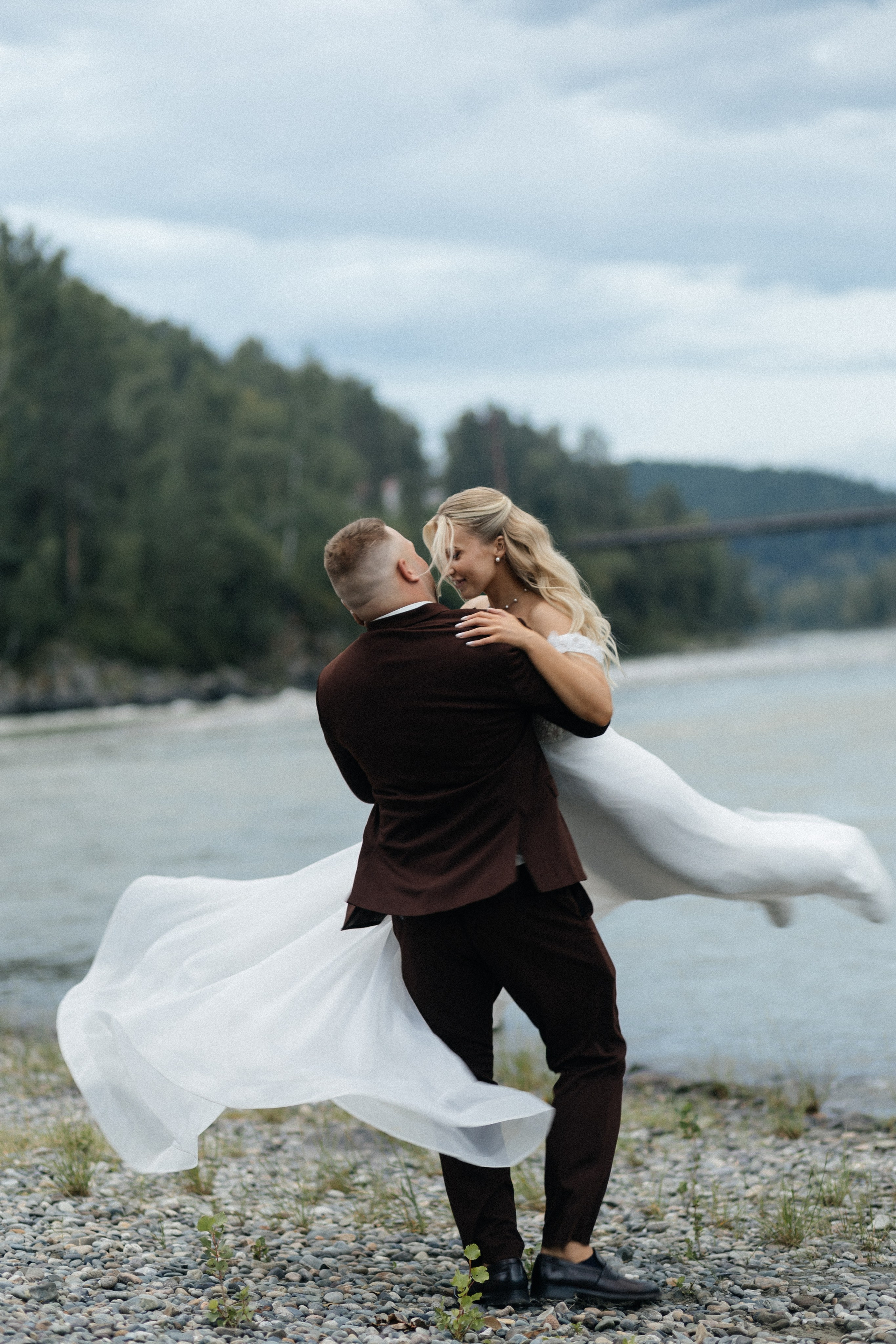 Любовь выше гор. История Насти и Дениса. Свадебный и семейный фотограф Рассказова Виктория