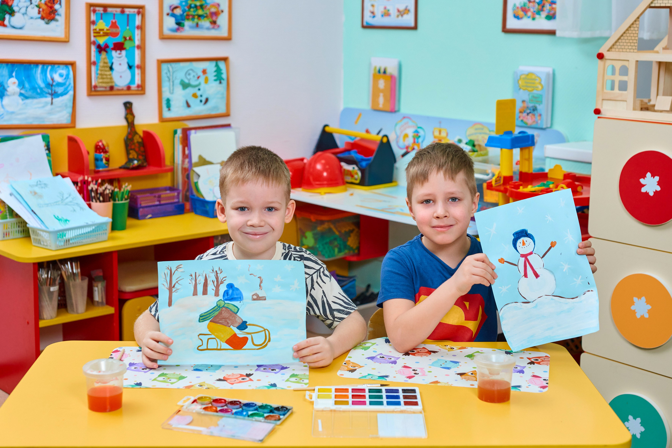 Игры и занятия в группе. Childrenfoto.ru