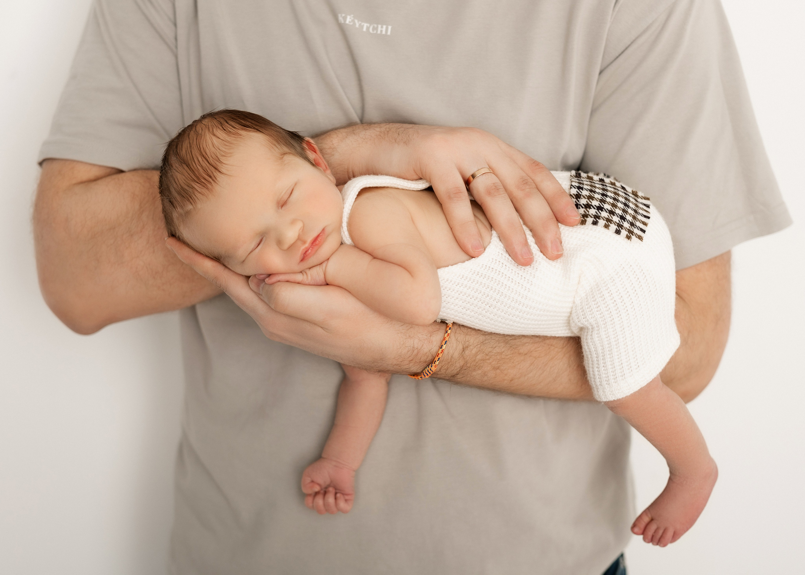 Фотосъёмка новорожденных. Фотограф Беременности и Новорождённых в Кемерово