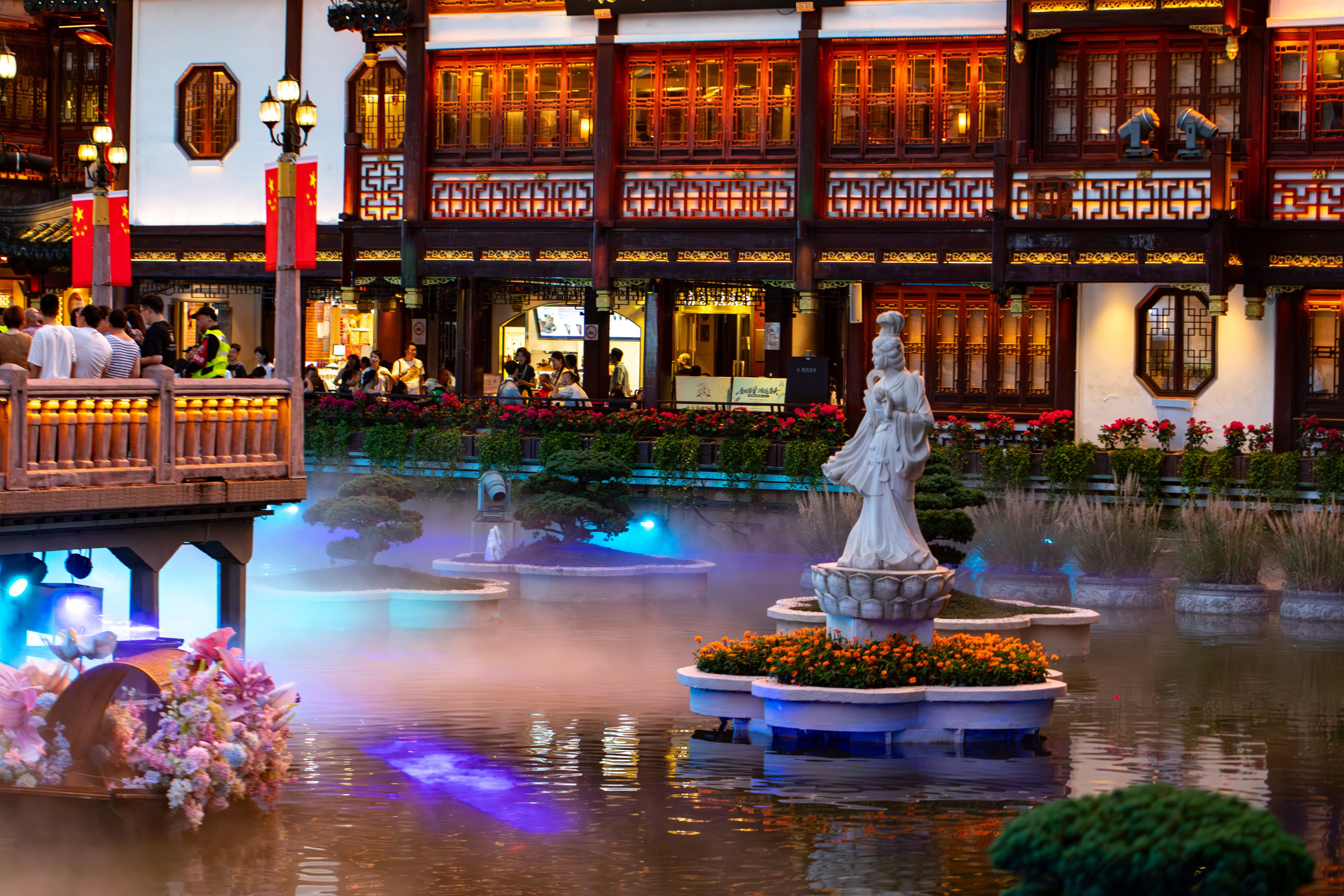 China, Shanghai, 2025. Воройская Анна