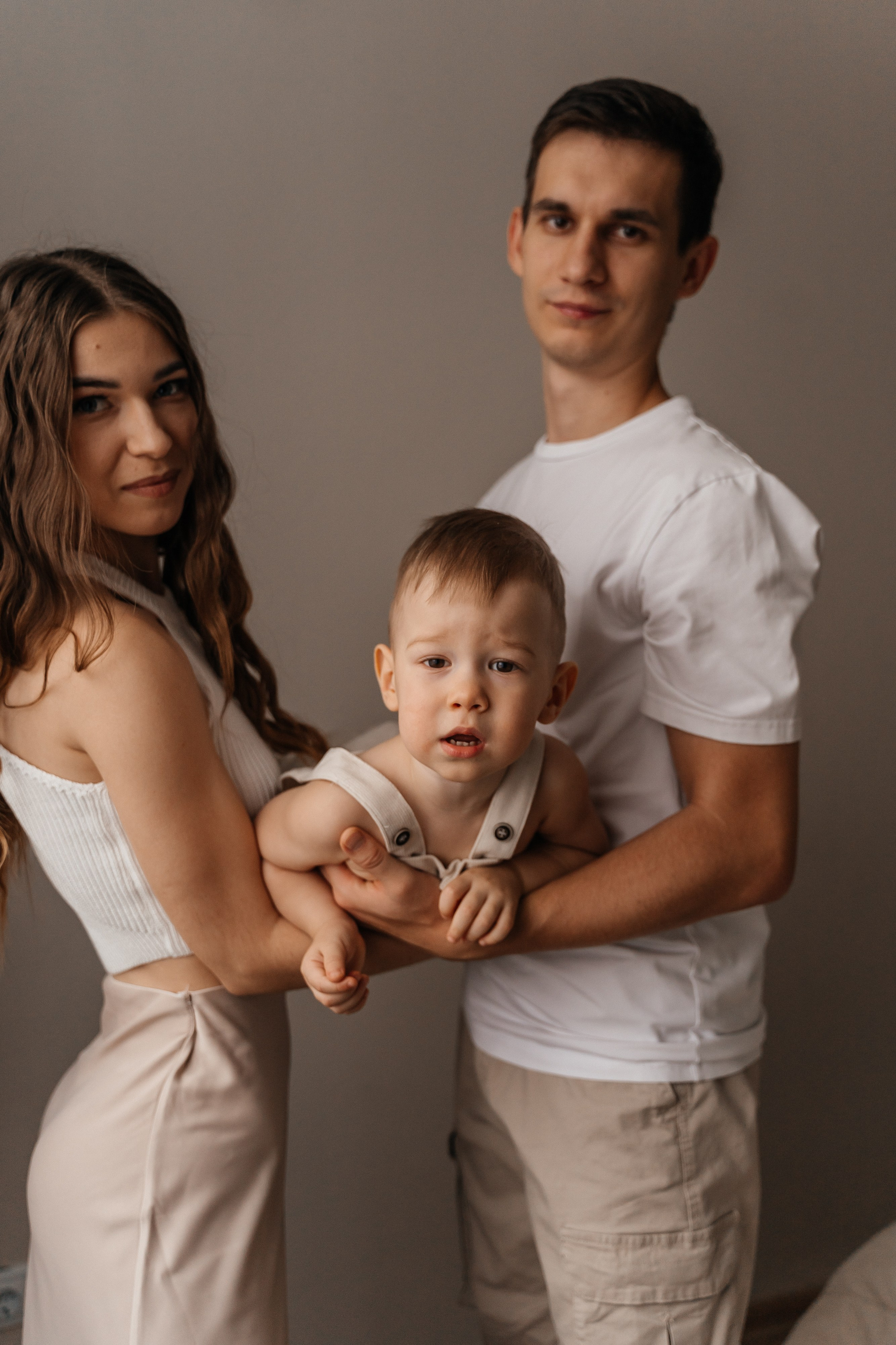 Вадим, Юля и Мирон. Волик Мария