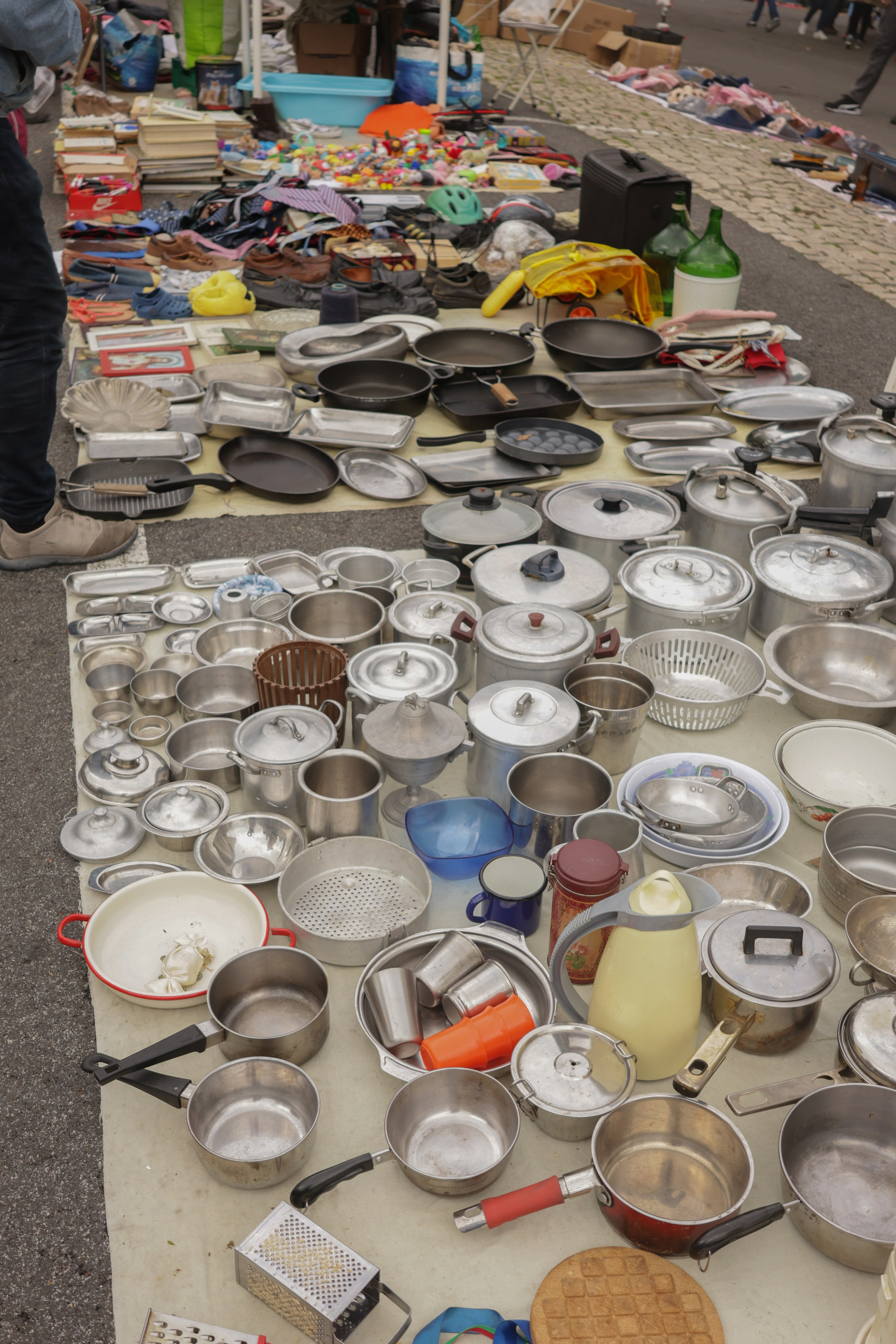 Lisbon, fleamarket. Magic photos