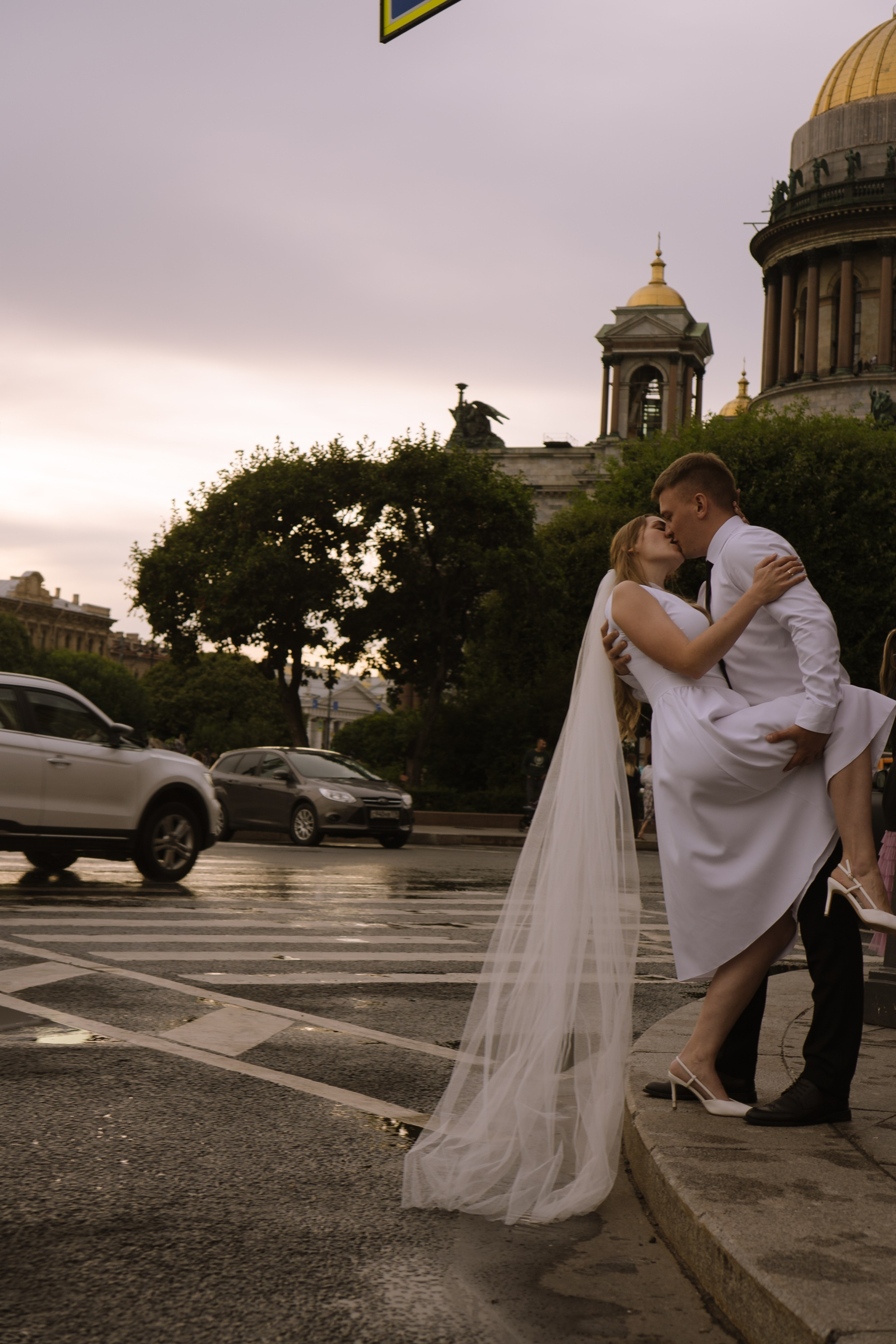СВАДЕБНАЯ СЬЕМКА С ИСАКИЕВСКИМ СОБОРОМ, АСТОРИЯ И ЗАКОНОДАТЕЛЬНОЕ СОБРАНИЕ. Профессиональный фотограф, Санкт-Петербург — Виктория Богомолова
