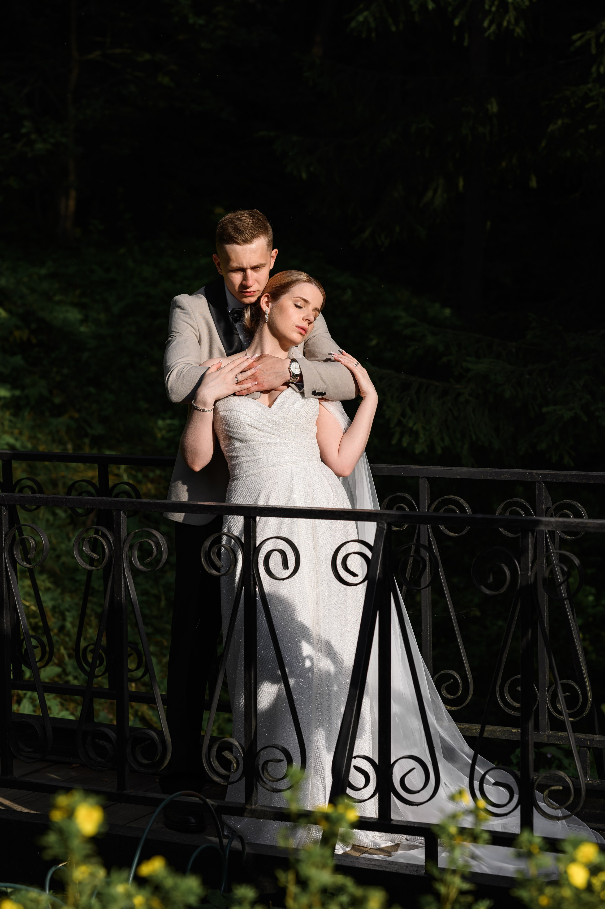 Свадебная фотосессия Банкетный зал Замок Монсоро. Свадебный фотограф Москва Юрий Кульман