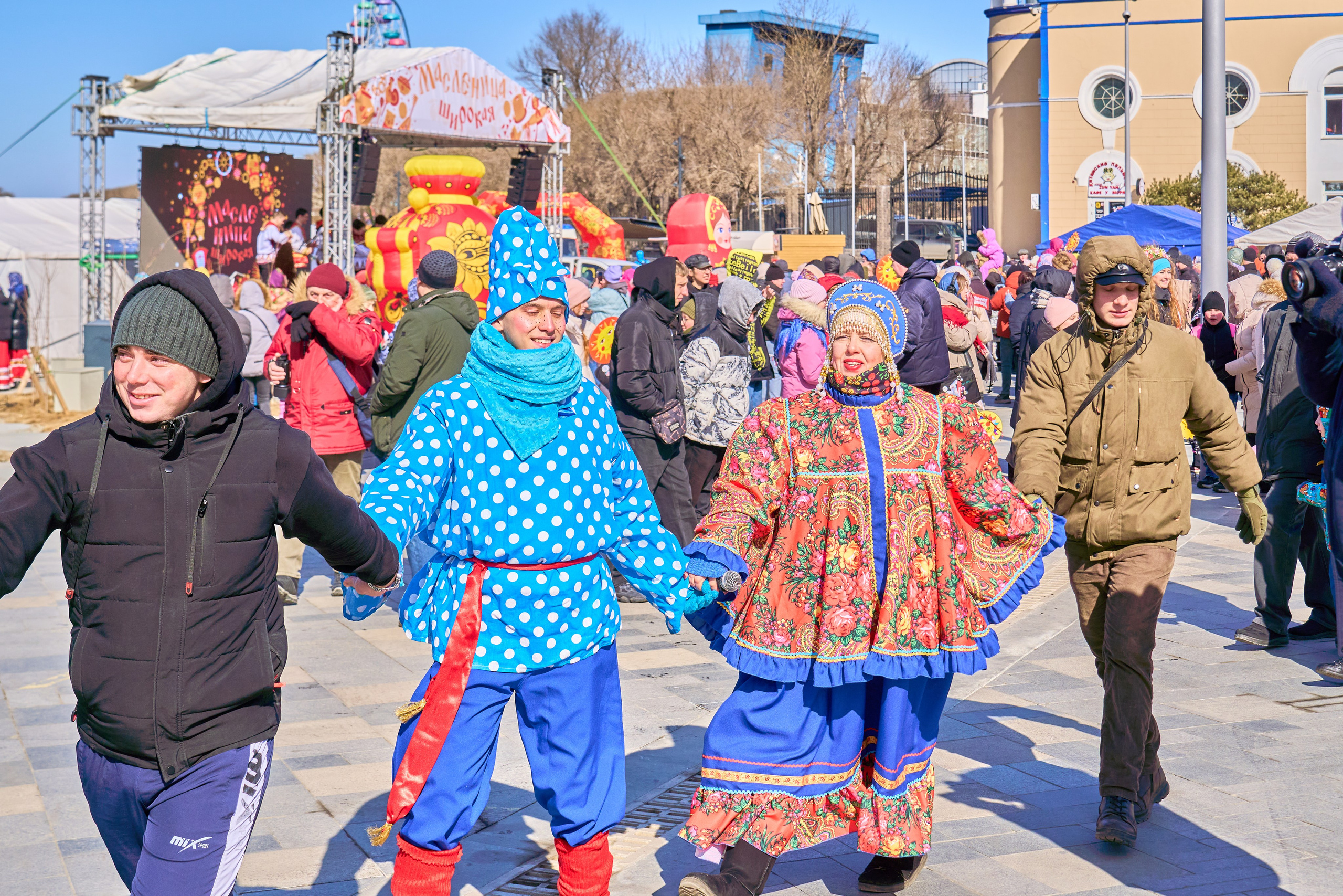 Масленица. Фотограф во Владивостоке