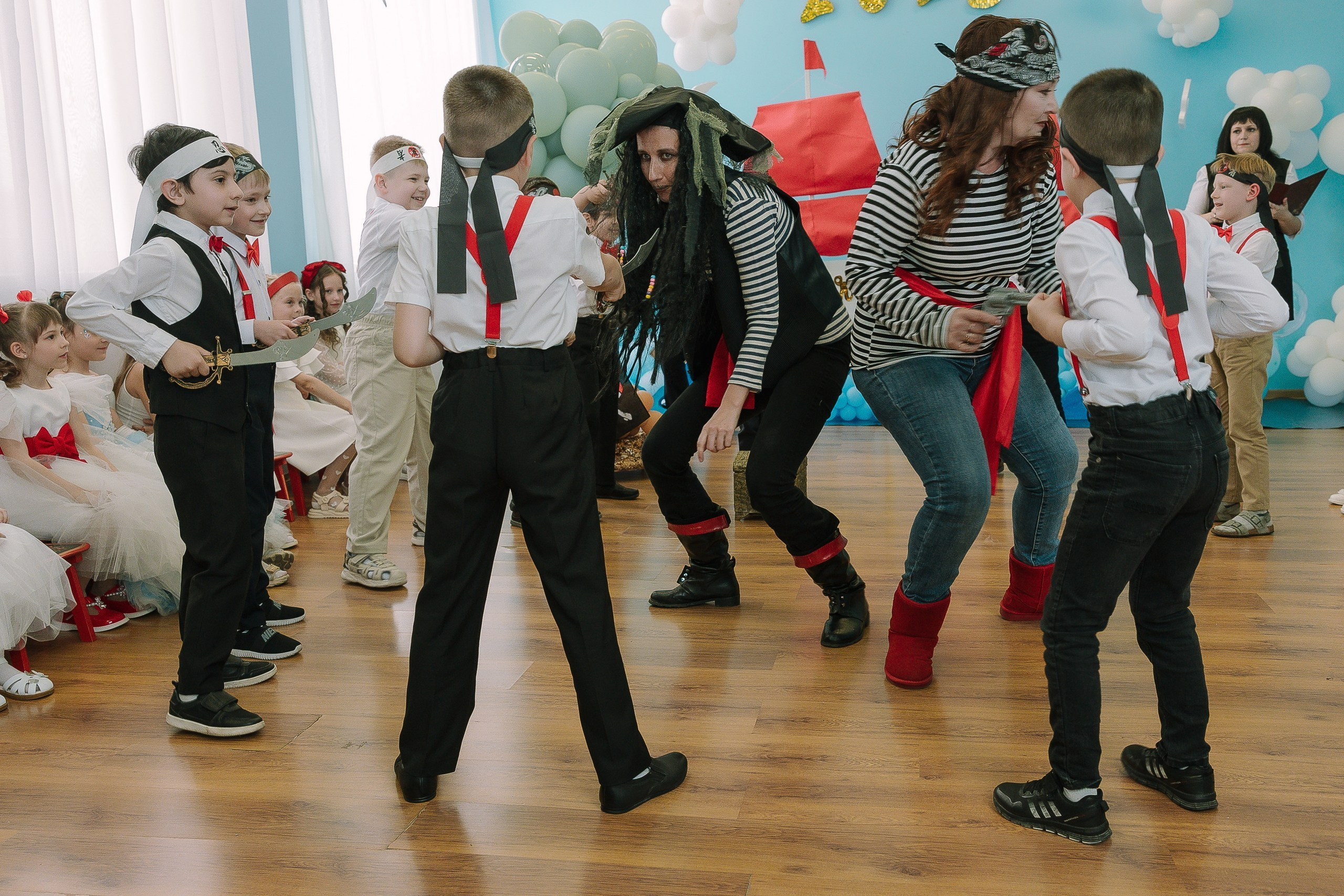 Выпускной 10 ДС. Выпускные альбомы Натальи Бутко: Новороссийск, Анапа, Геленджик