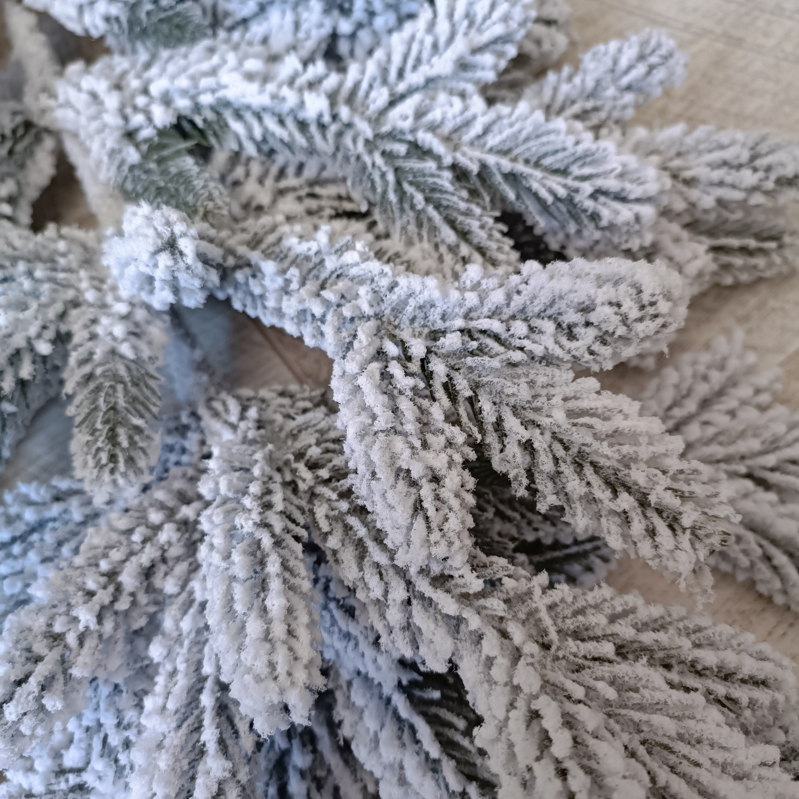 Ветка литая. Elki_grodno