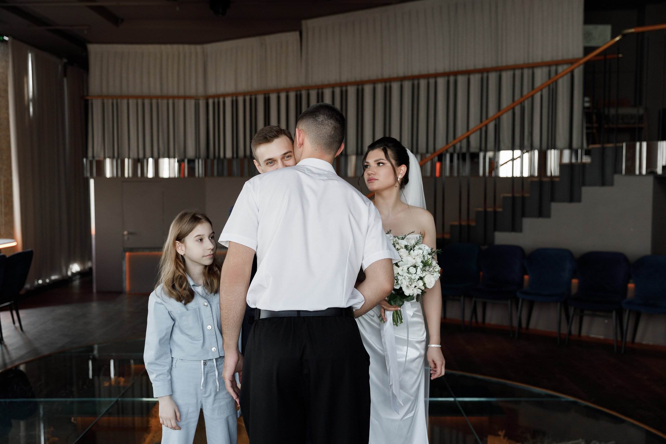 Паша&Настя (роспись Москва-сити Birds). Фотограф в Москве Юлия Хамзина