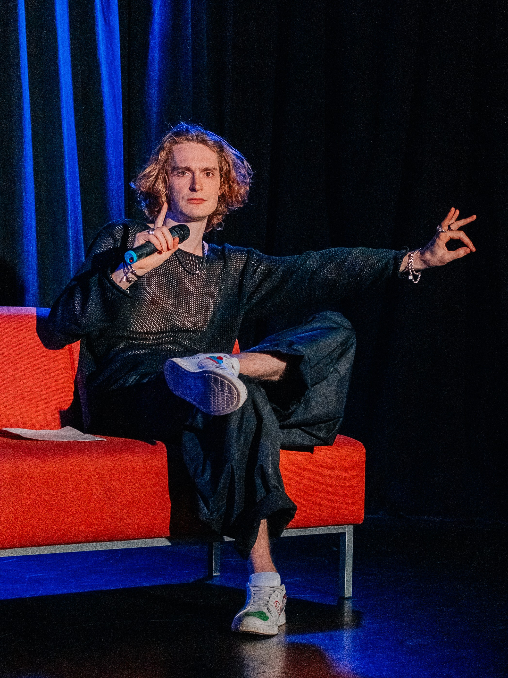 Квартирник «За пределами сюжета». Концертный фотограф Аля Рашпиль