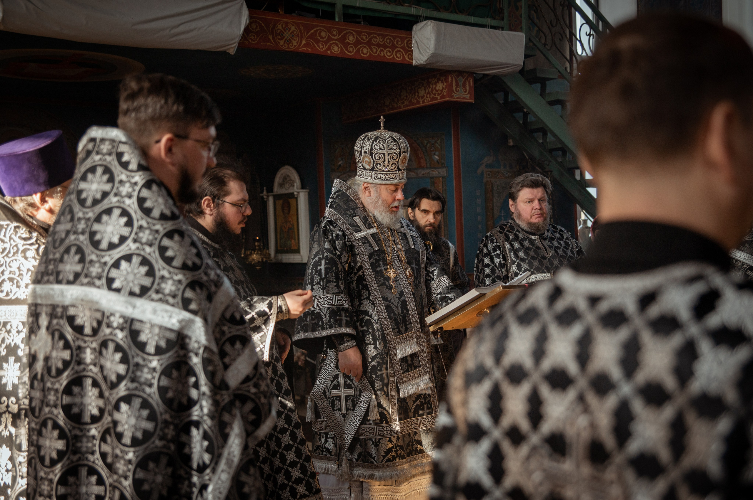 Преждеосвящение Даров. Храм Серафима Саровского. Церковный, семейный и репортажный фотограф Волгоград, Волжский