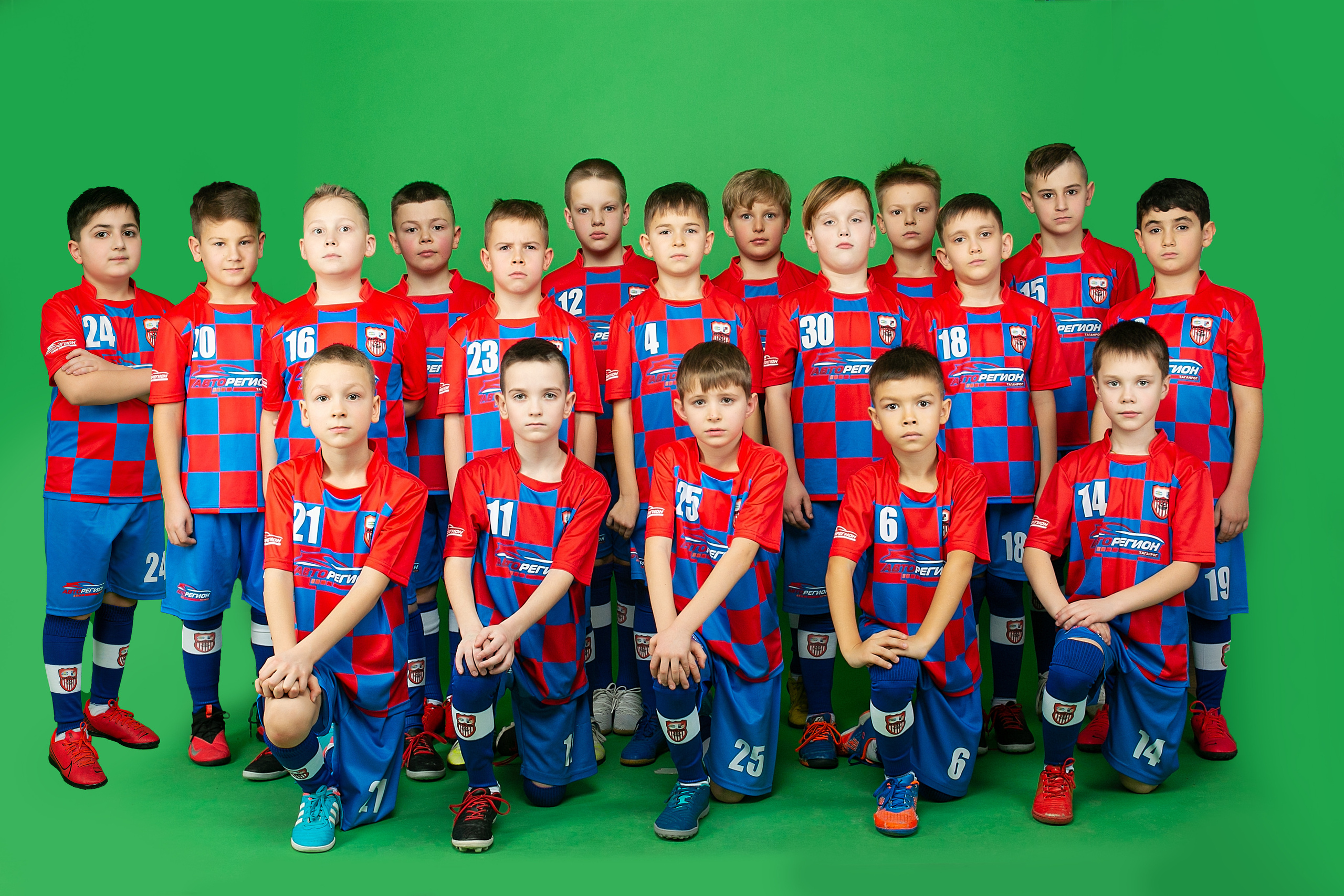 Футбольный клуб АВАНГАРД. Фотограф Богданенко Антон