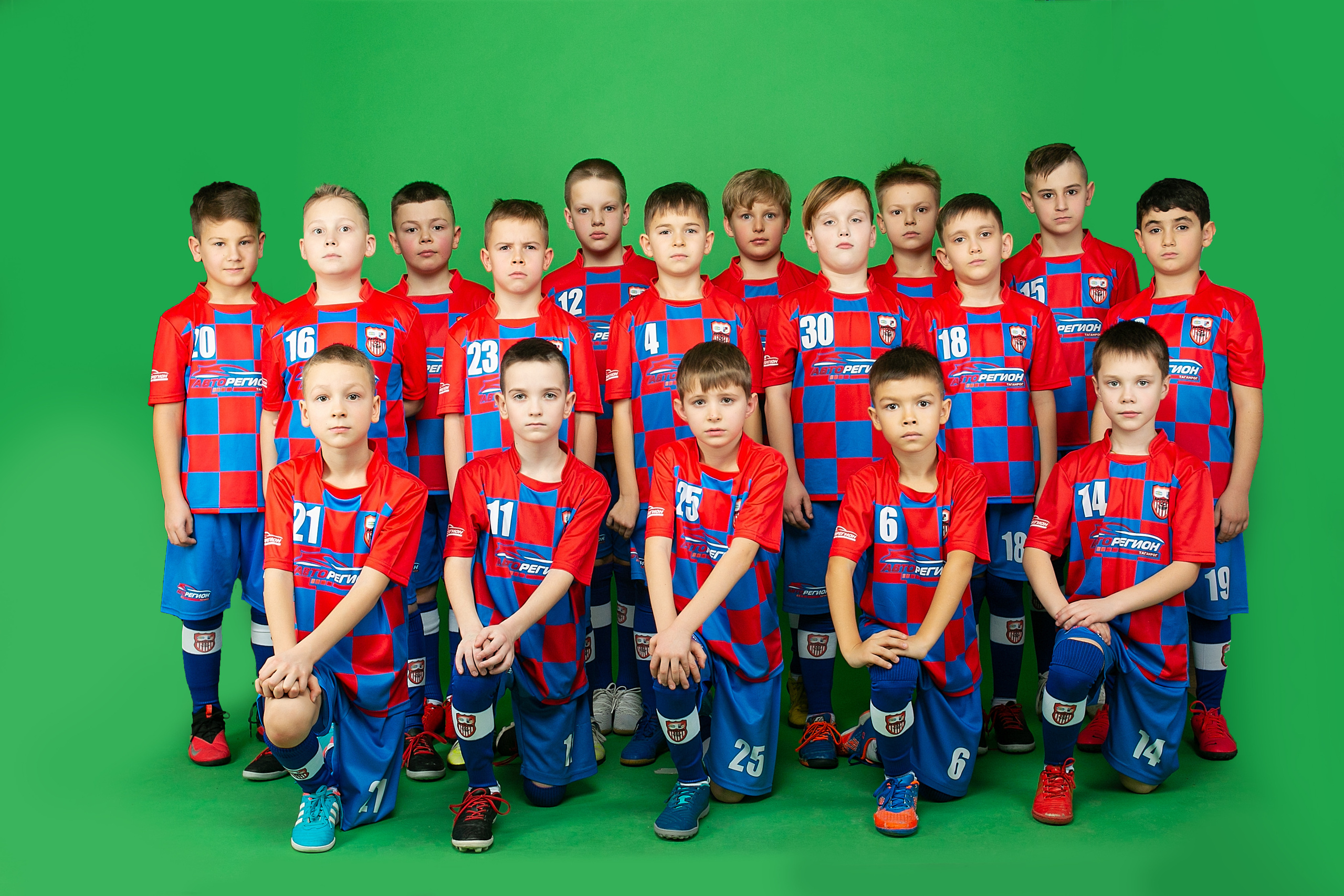 Футбольный клуб АВАНГАРД. Фотограф Богданенко Антон