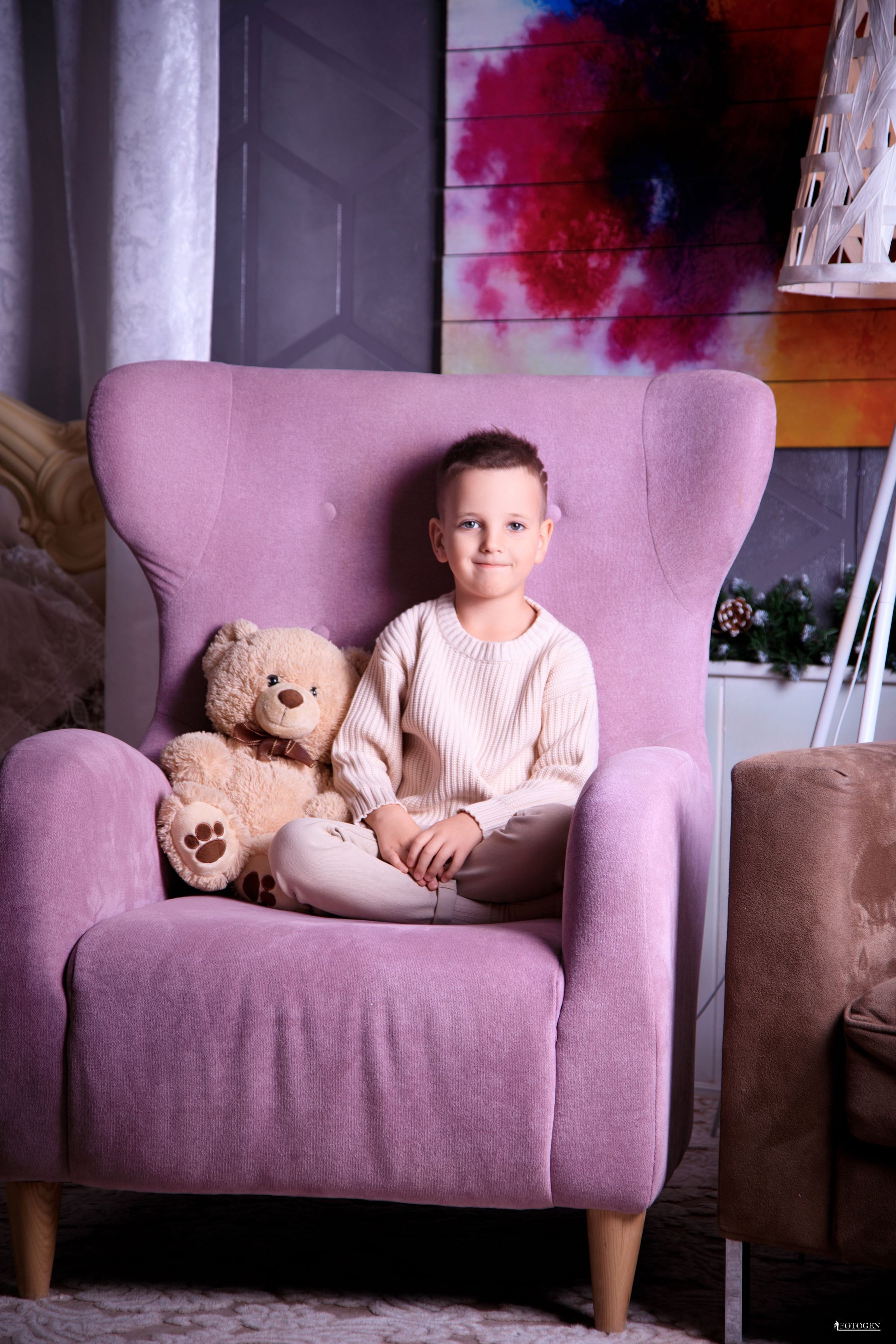 Фотосессия Мальчиков до 6 лет в Студии — Fotogen. Интерьерная фотостудия FOTOGEN г. Краснодар
