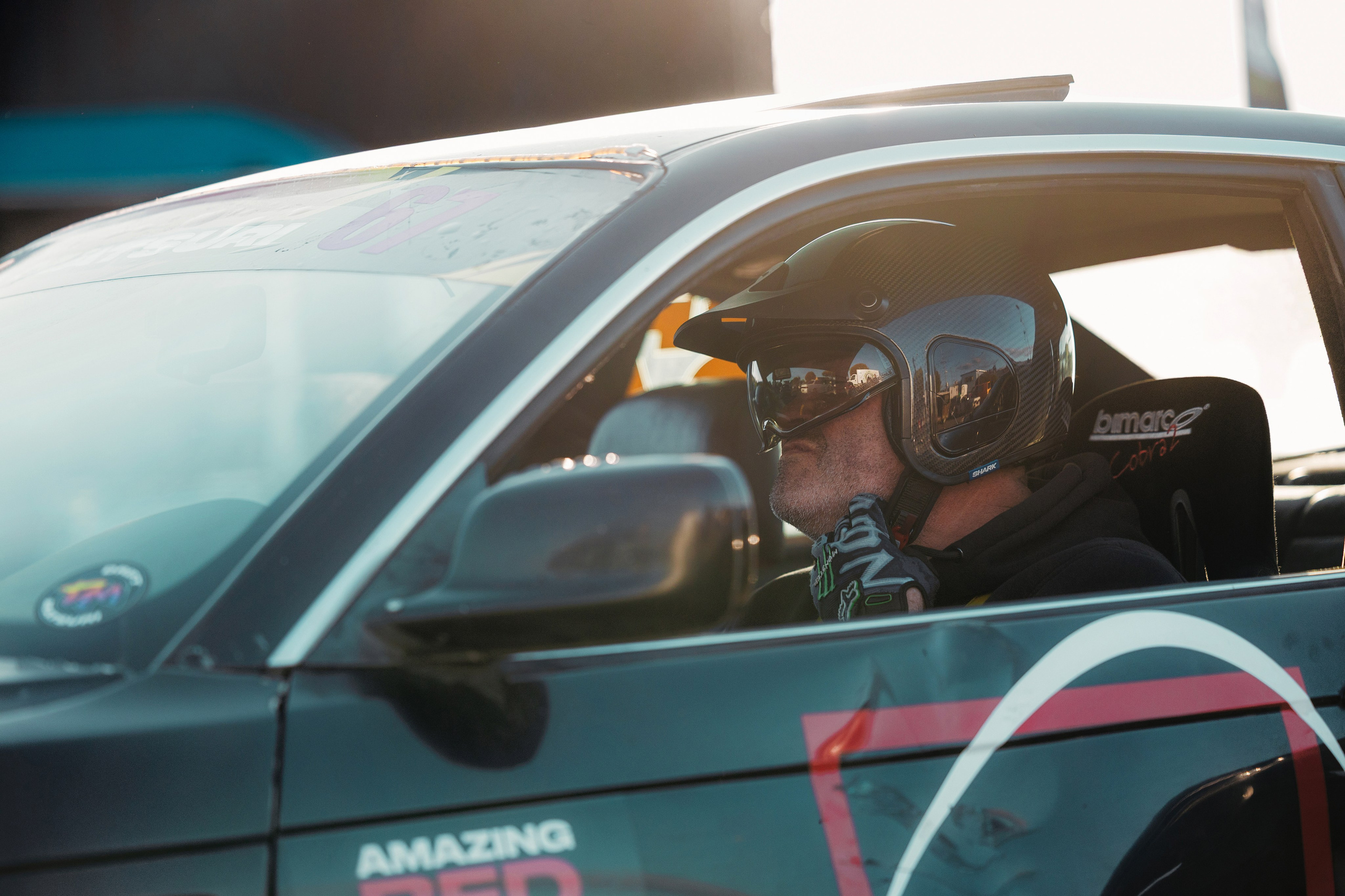 Фотографии закрытия сезона 2025 VibeSide — дрифт и автошоу у МЕГА Дыбенко, Санкт-Петербург