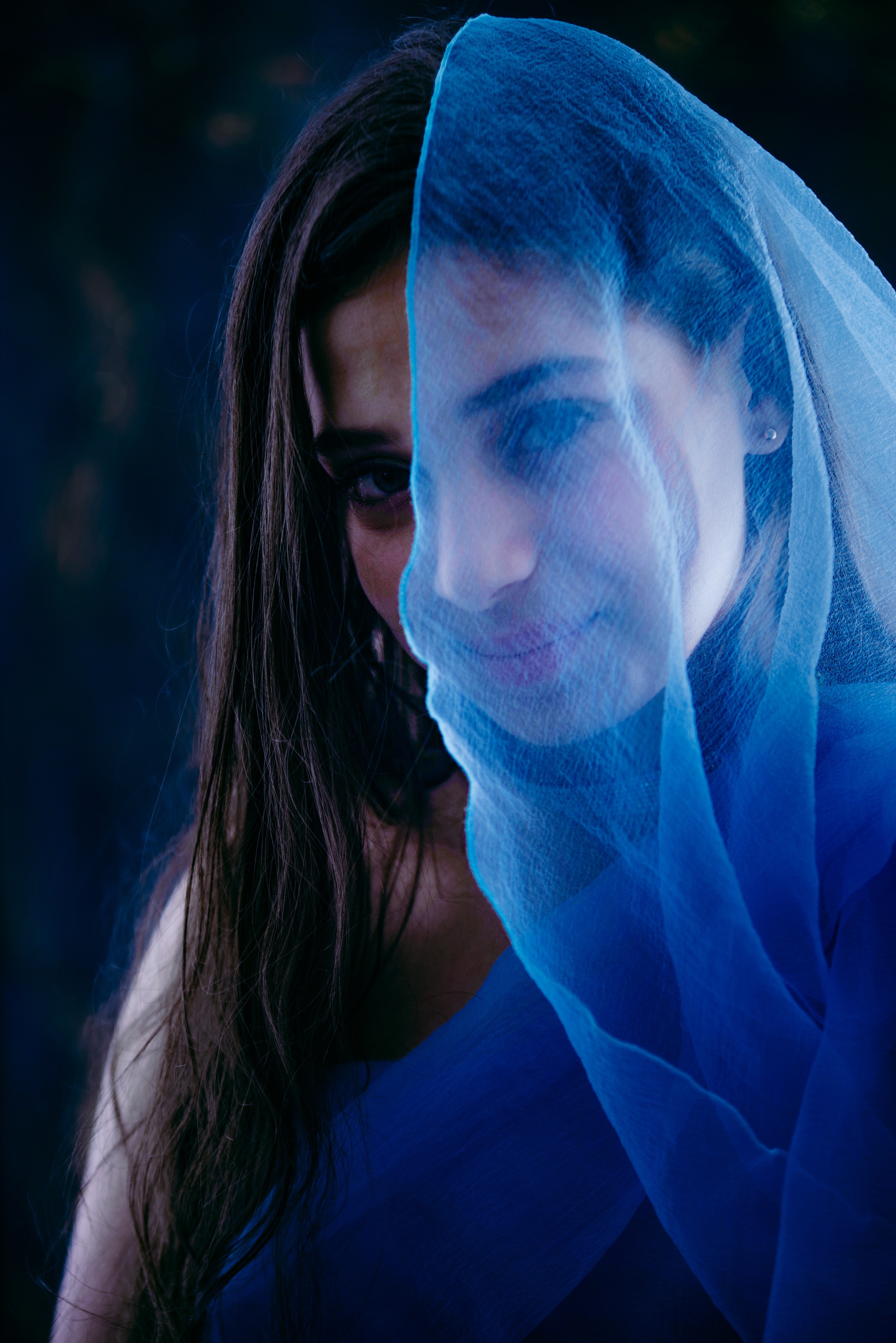 Наша фотостудия в салоне платьев. Портретный фотограф Денис Милютин