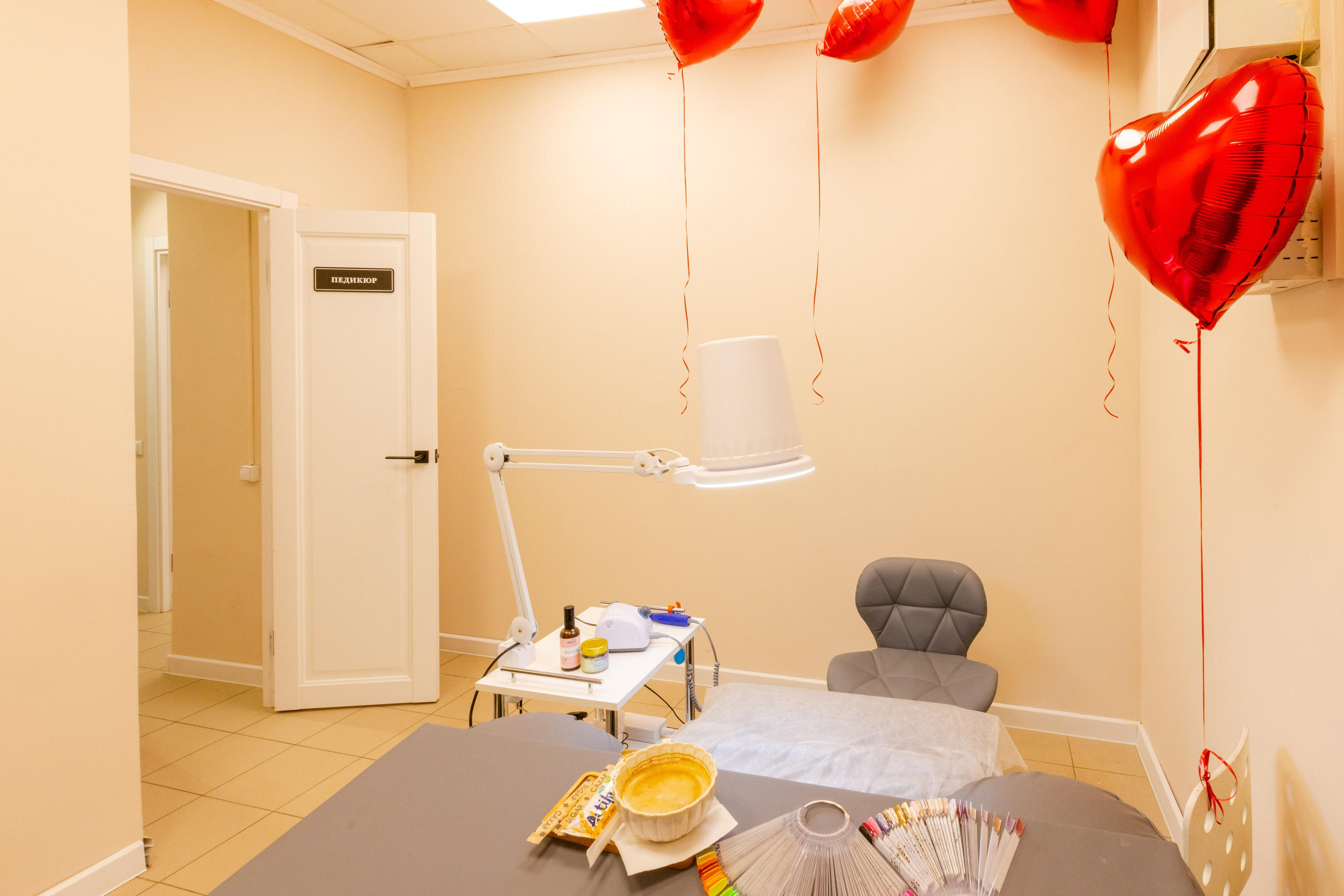 Место маникюра. Фотограф в Туле Крупский АнДРей. Фотостудия «КАДР71» в Туле