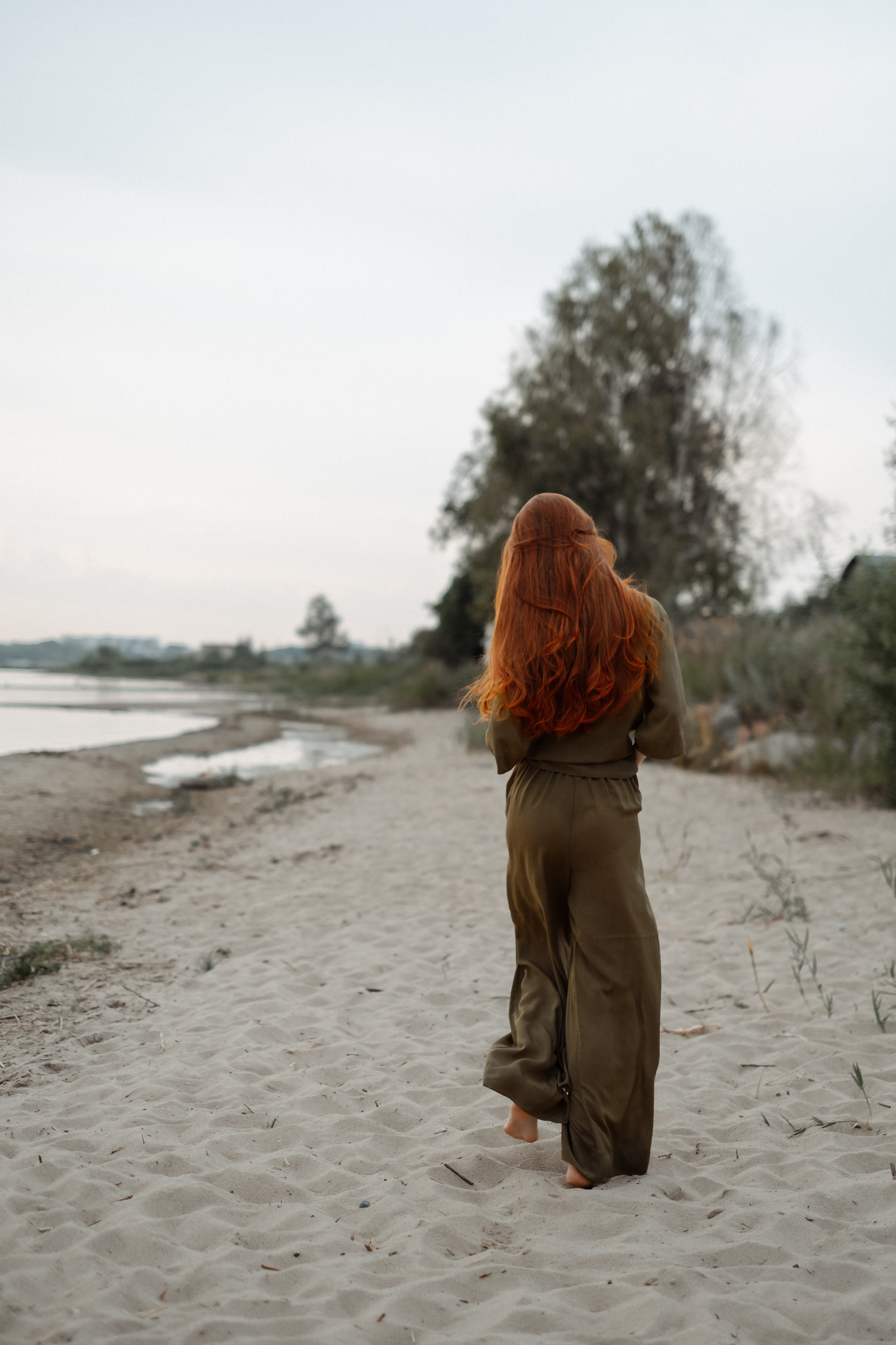 Пляж. Не смотри на других, смотри внутрь себя