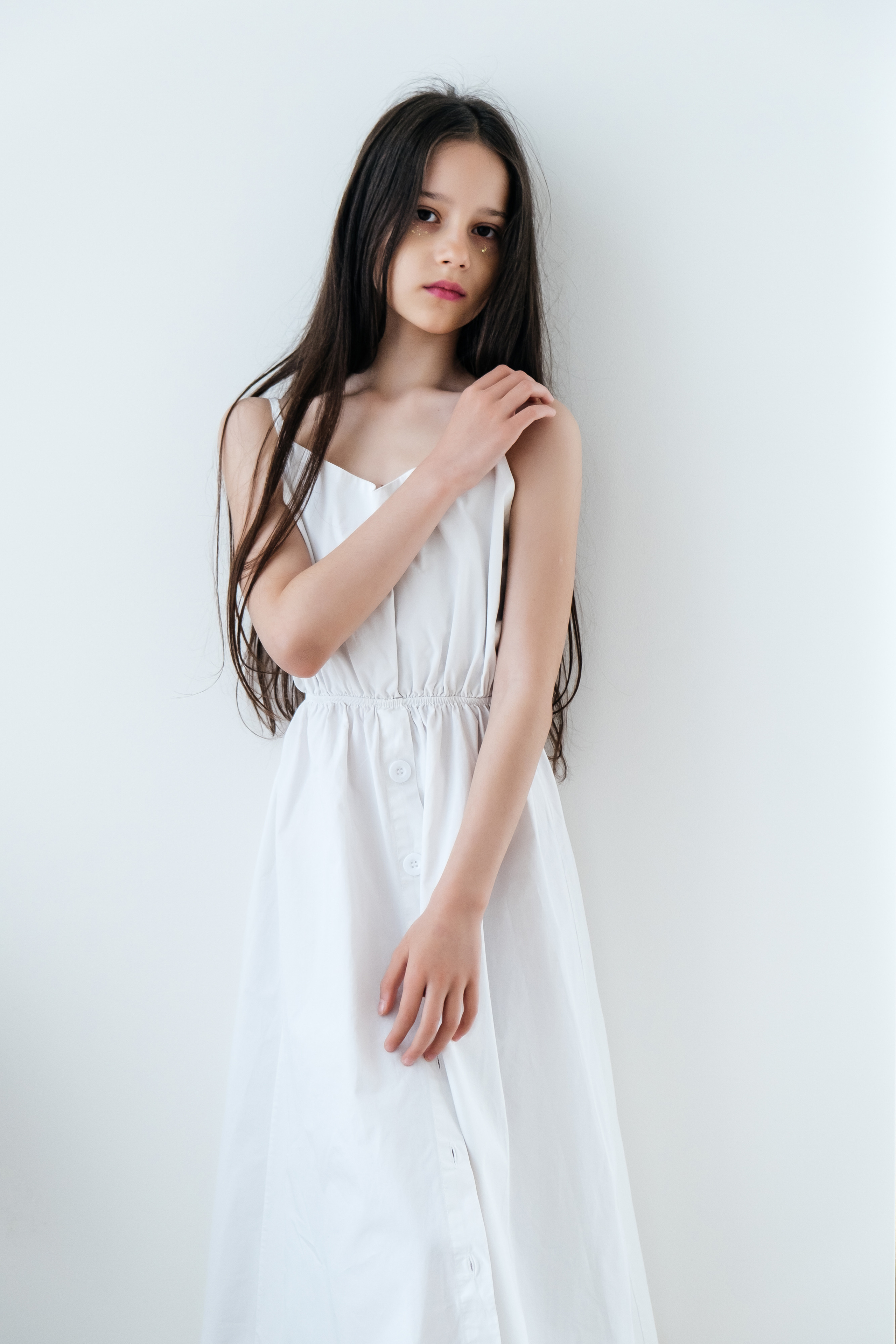 Арина. Не смотри на других, смотри внутрь себя