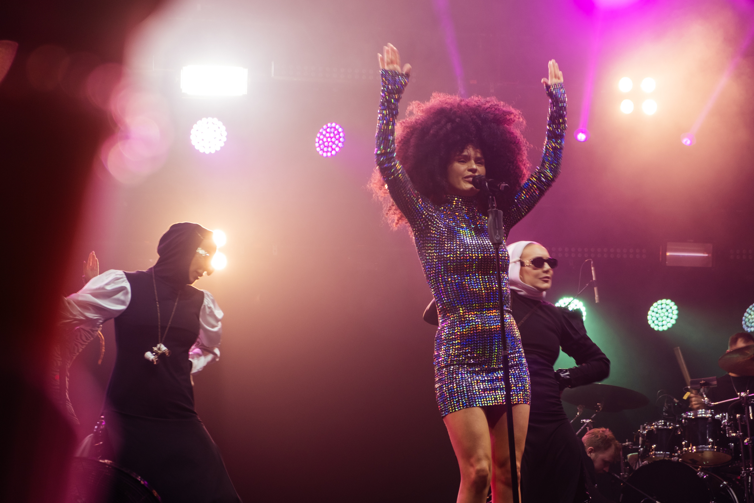 Zivert 07/05/22. Не смотри на других, смотри внутрь себя