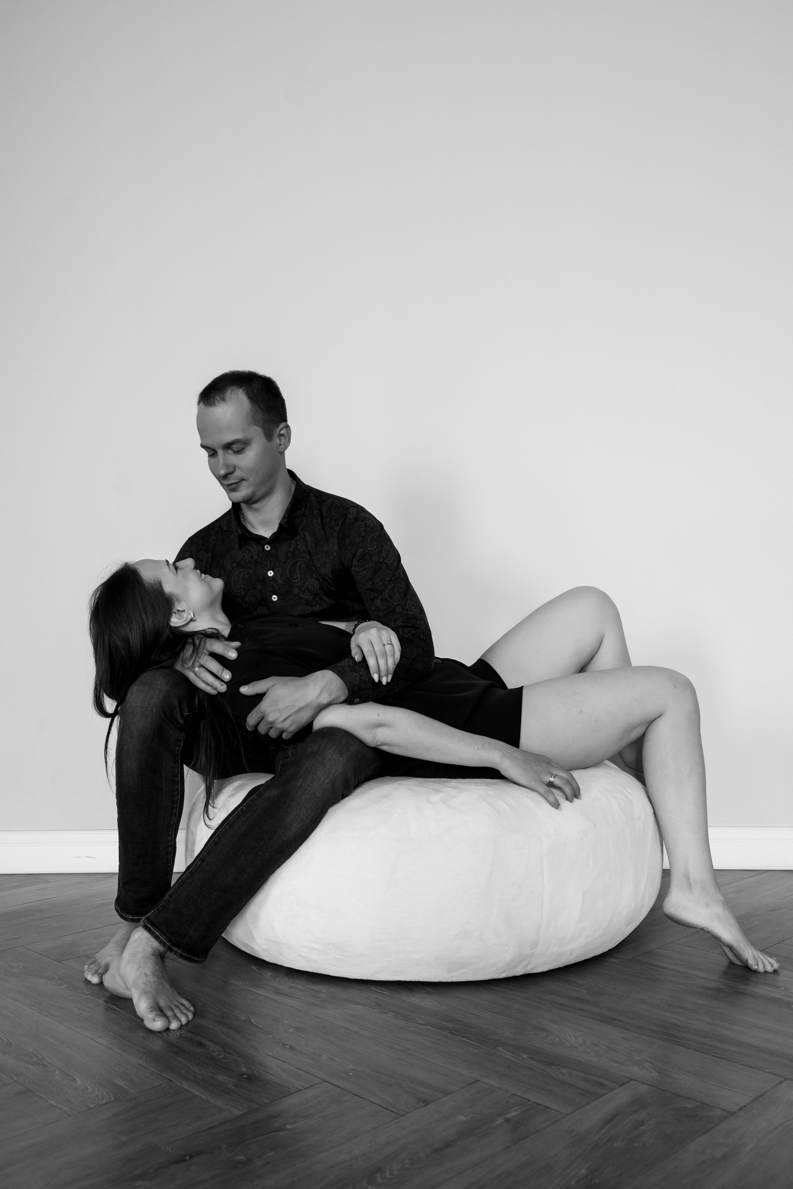 Катя и семья (сканди). Не смотри на других, смотри внутрь себя