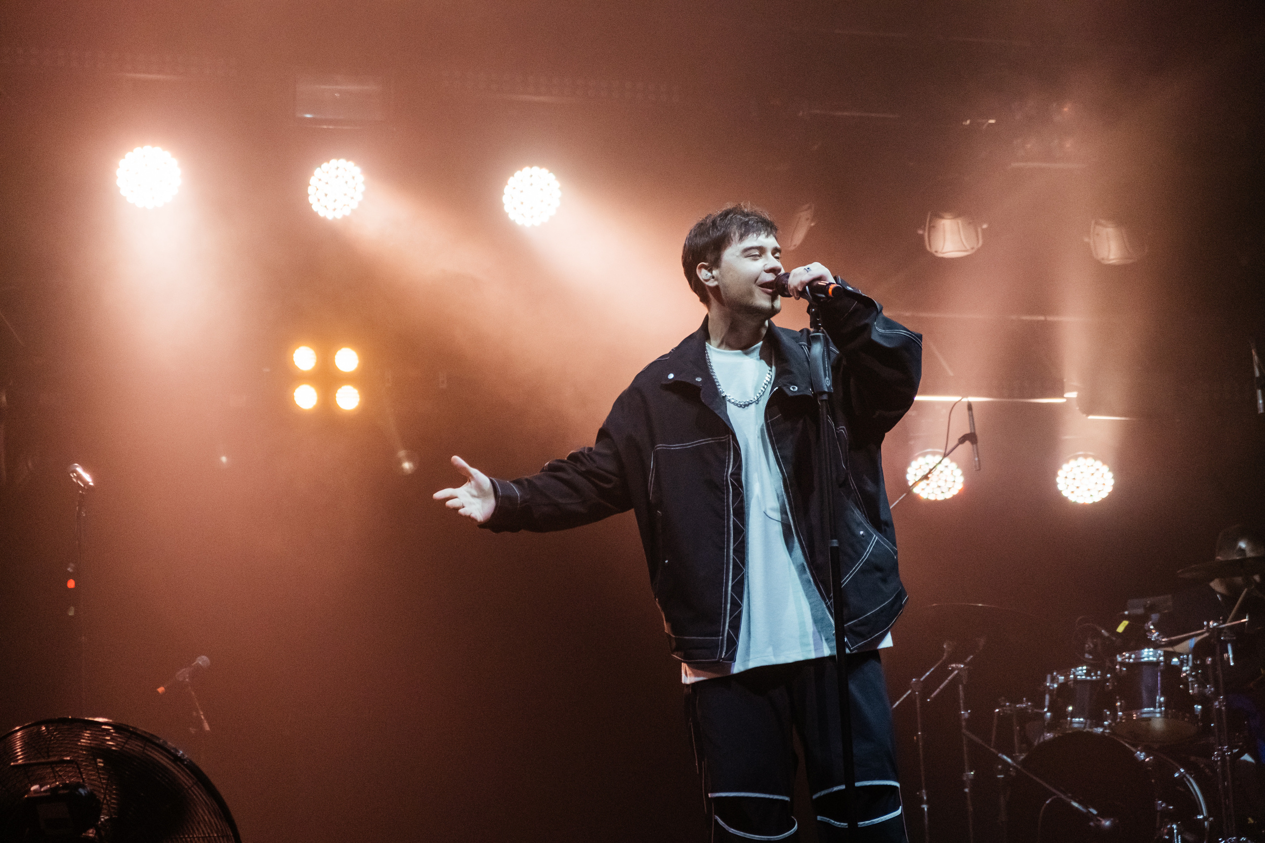 Zivert 07/05/22. Не смотри на других, смотри внутрь себя