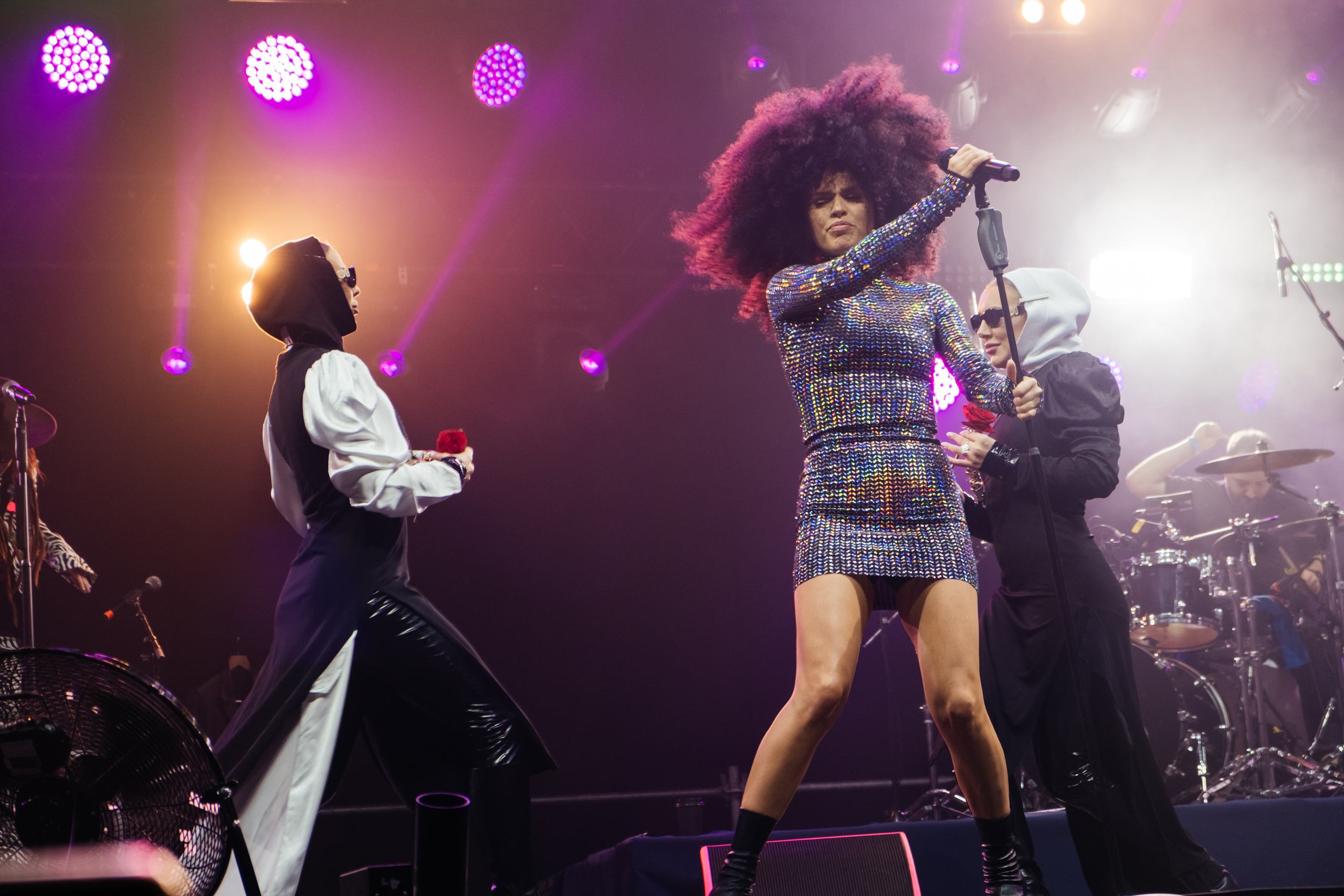 Zivert 07/05/22. Не смотри на других, смотри внутрь себя