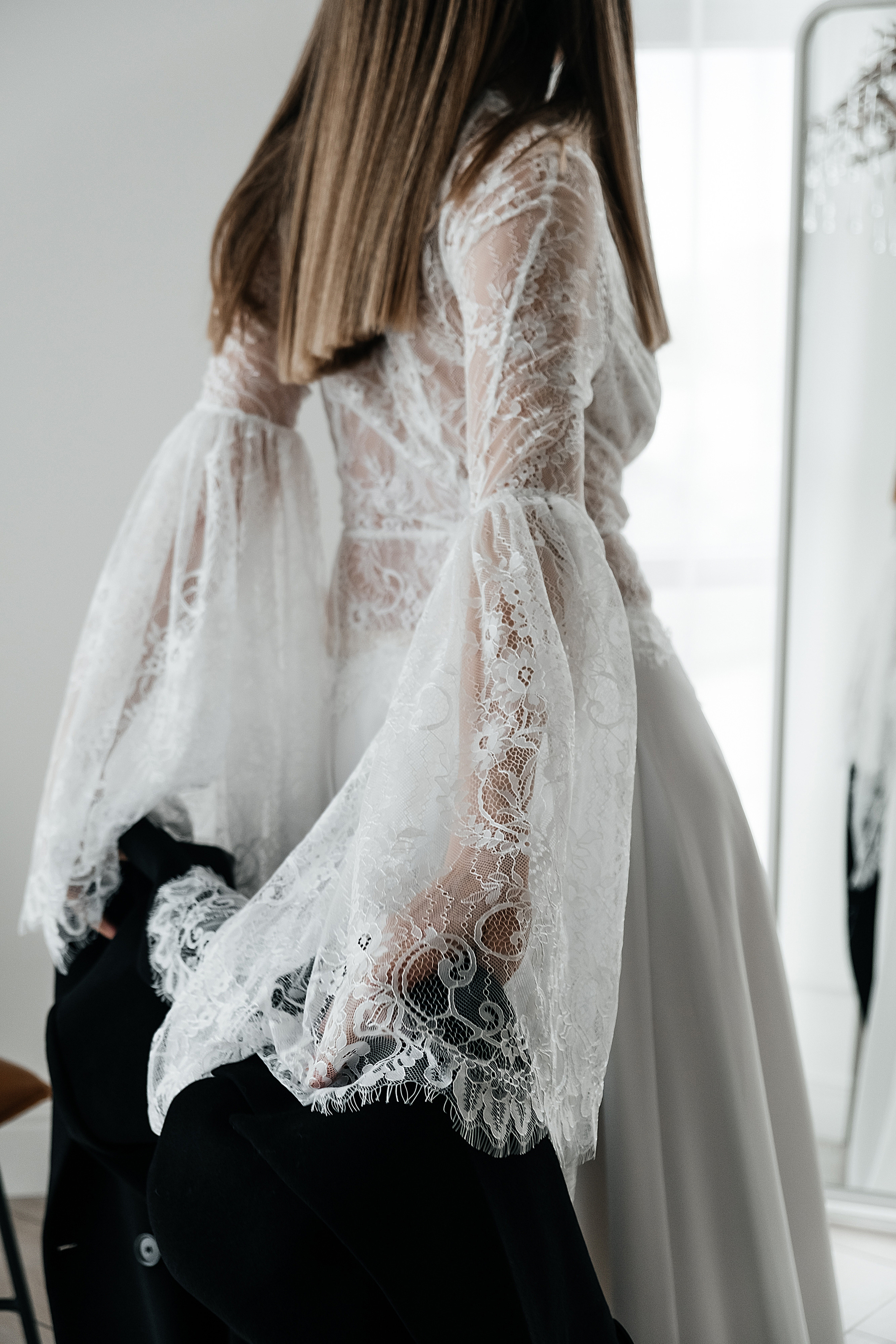 Марина. Не смотри на других, смотри внутрь себя