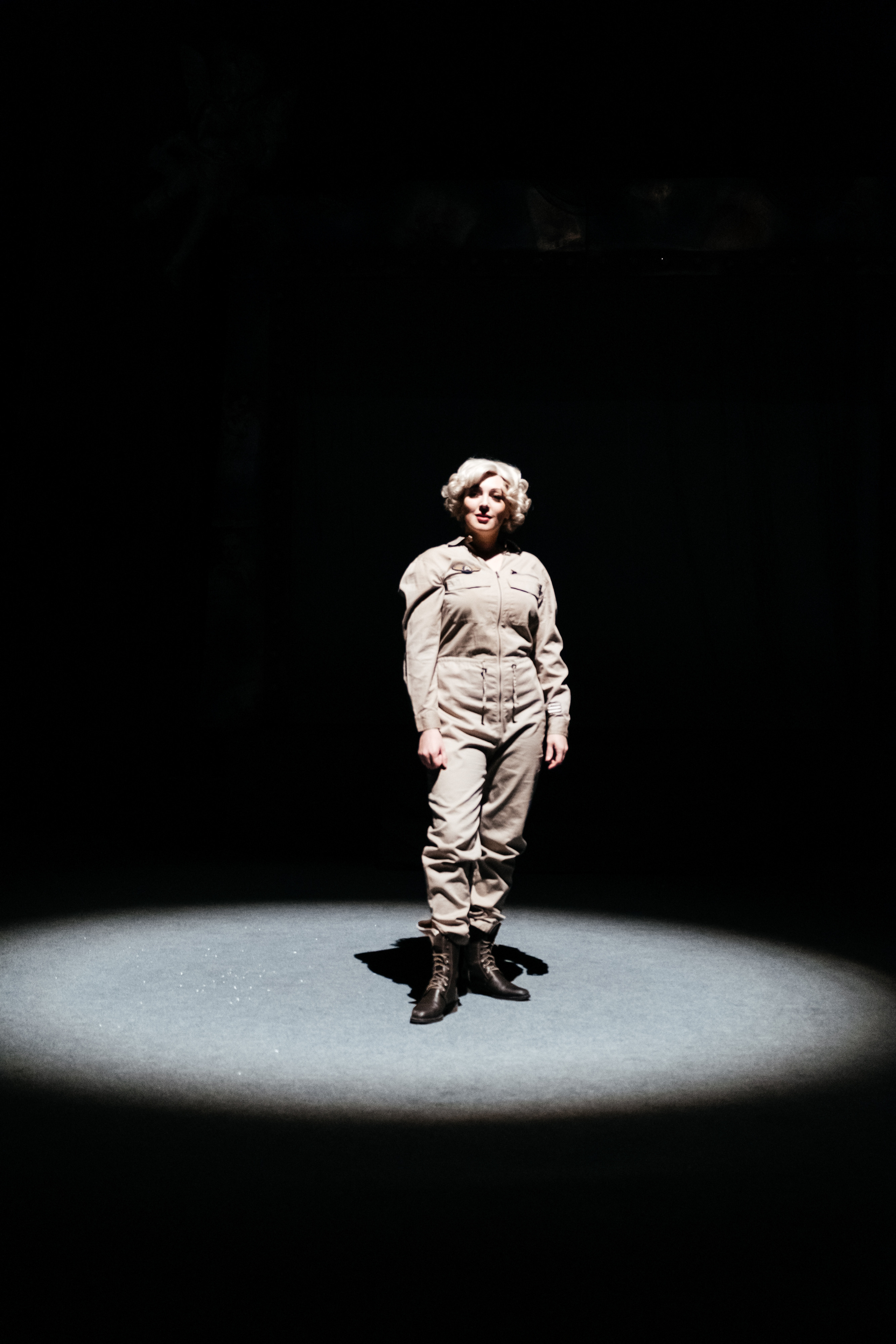 Марлен. Не смотри на других, смотри внутрь себя