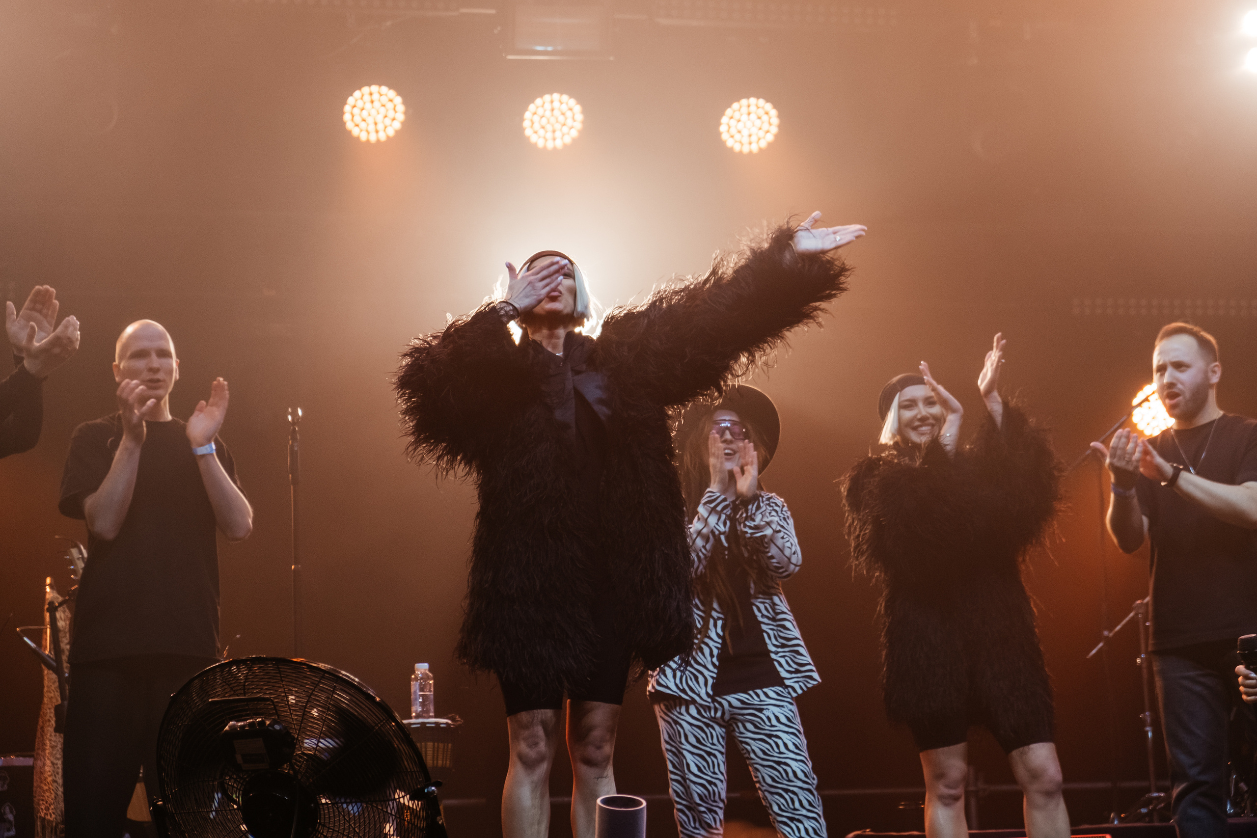 Zivert 07/05/22. Не смотри на других, смотри внутрь себя